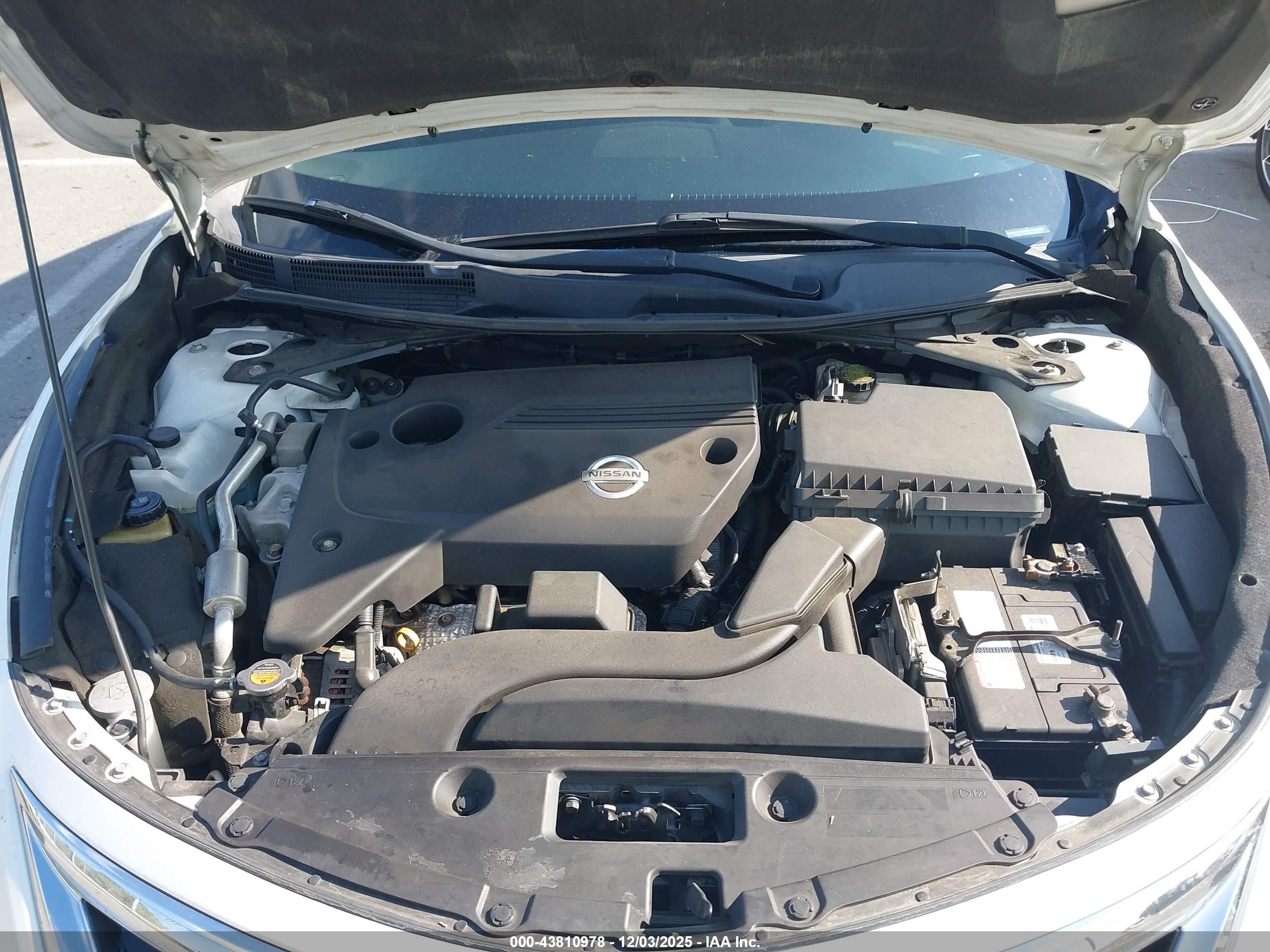 NISSAN ALTIMA image 10