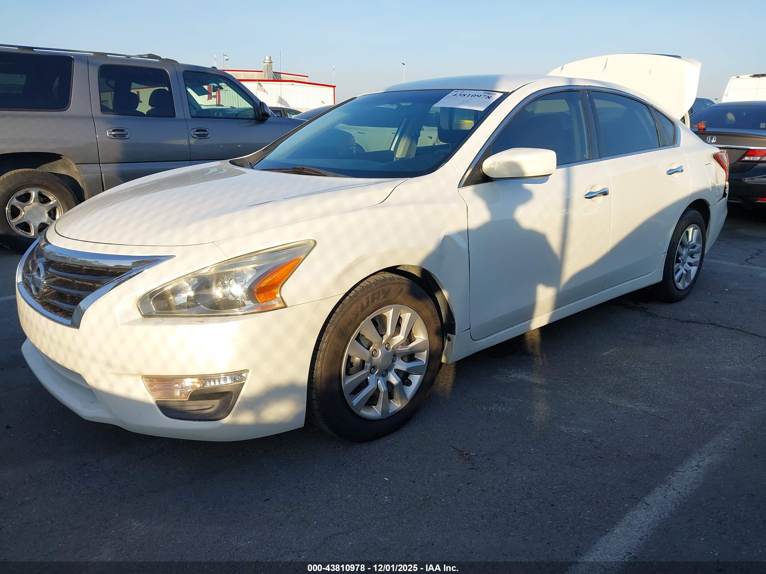 NISSAN ALTIMA image 2