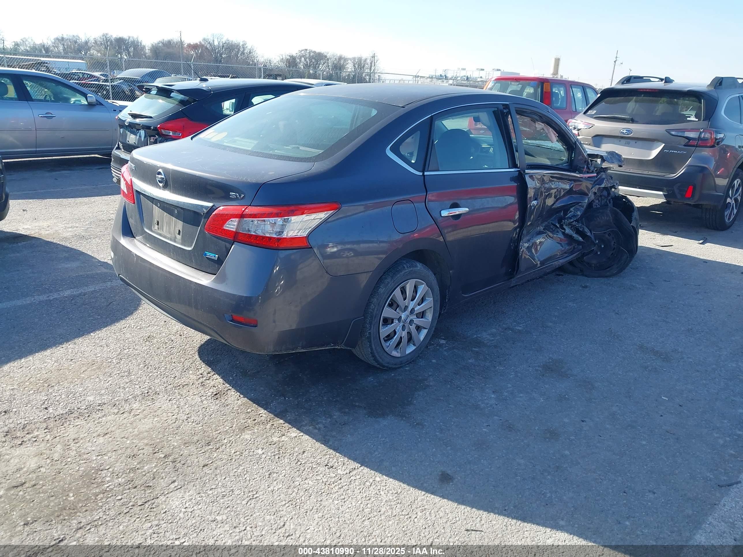 NISSAN SENTRA image 4