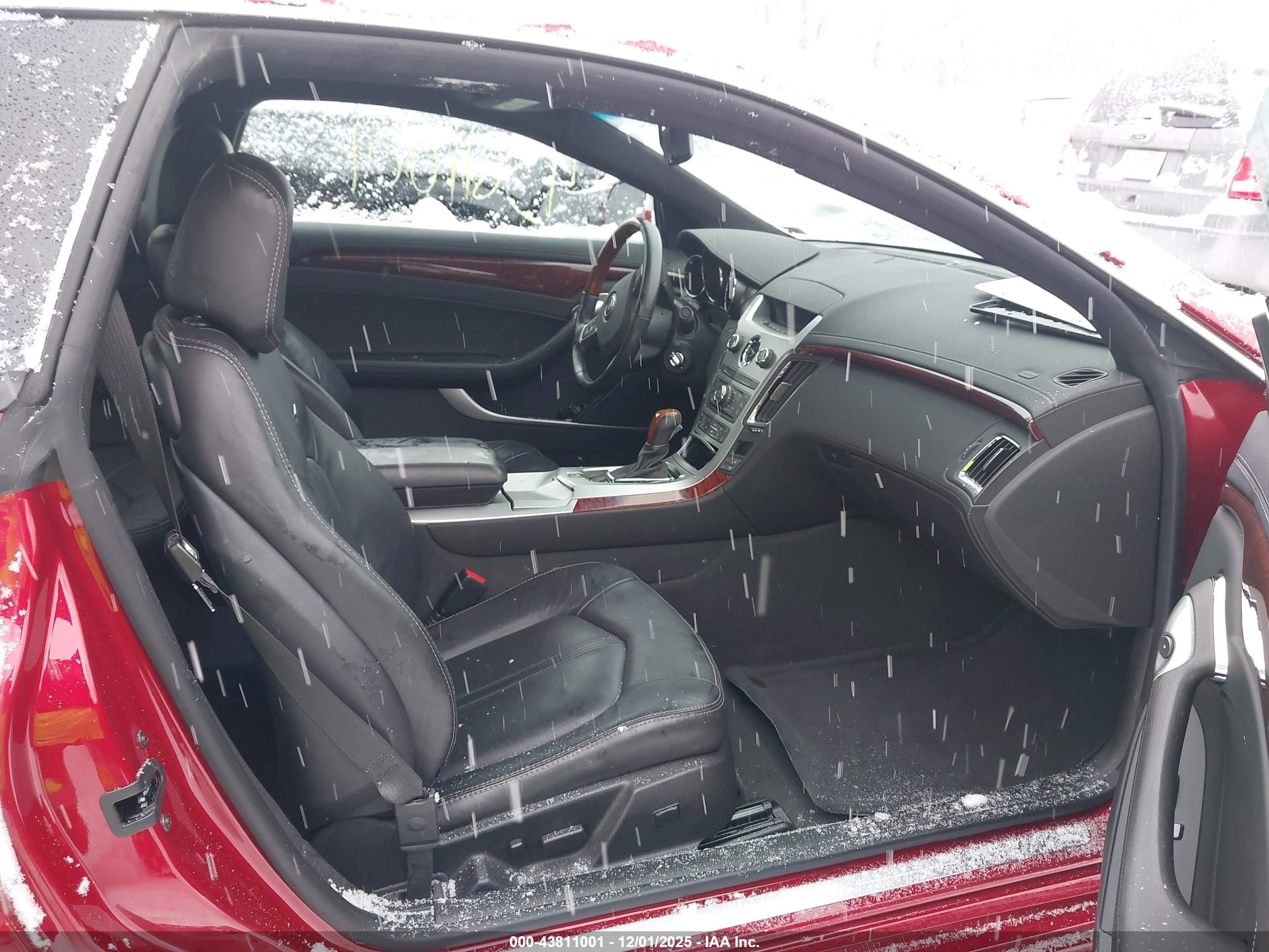 CADILLAC CTS image 5