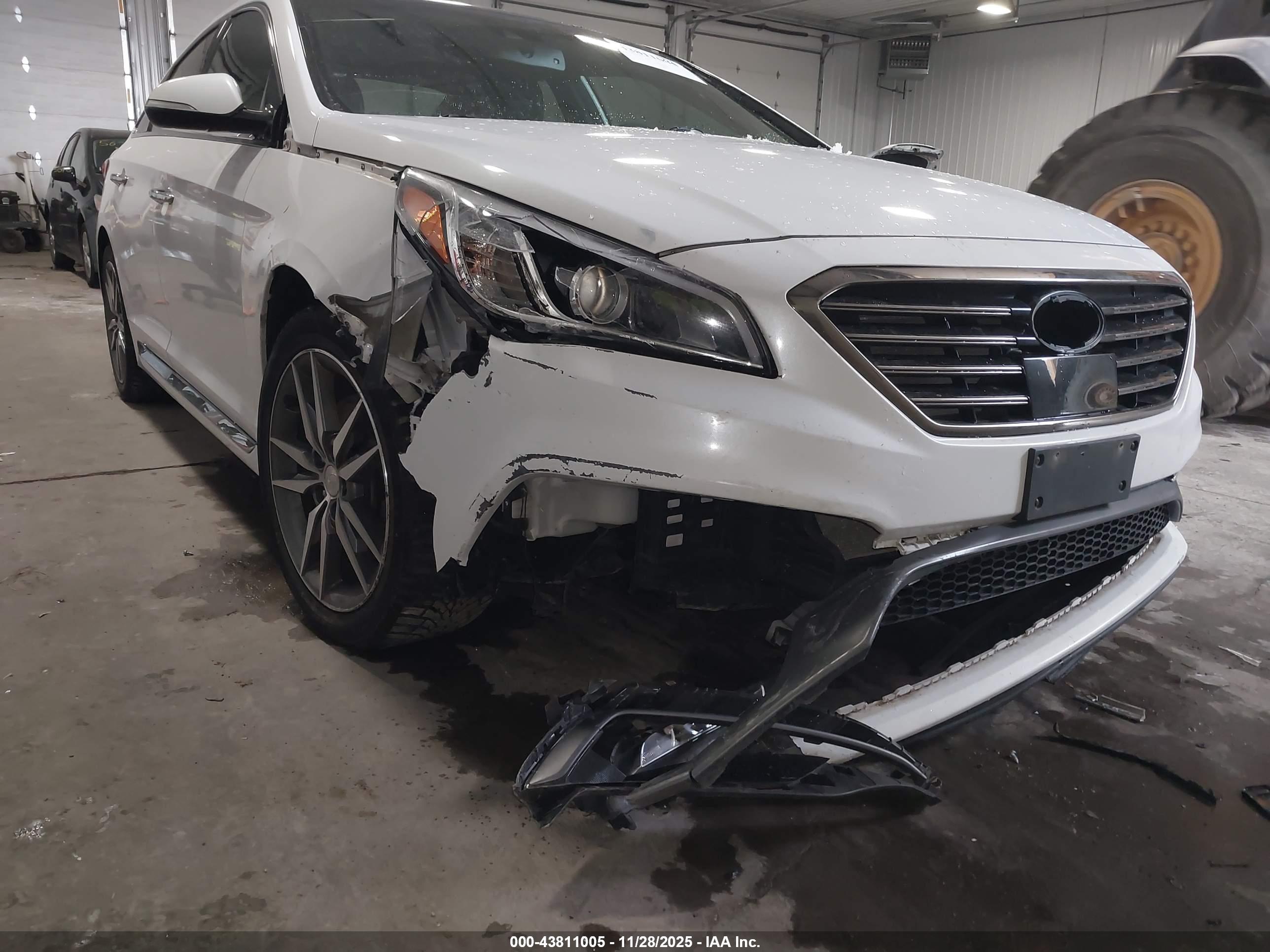 HYUNDAI SONATA image 6