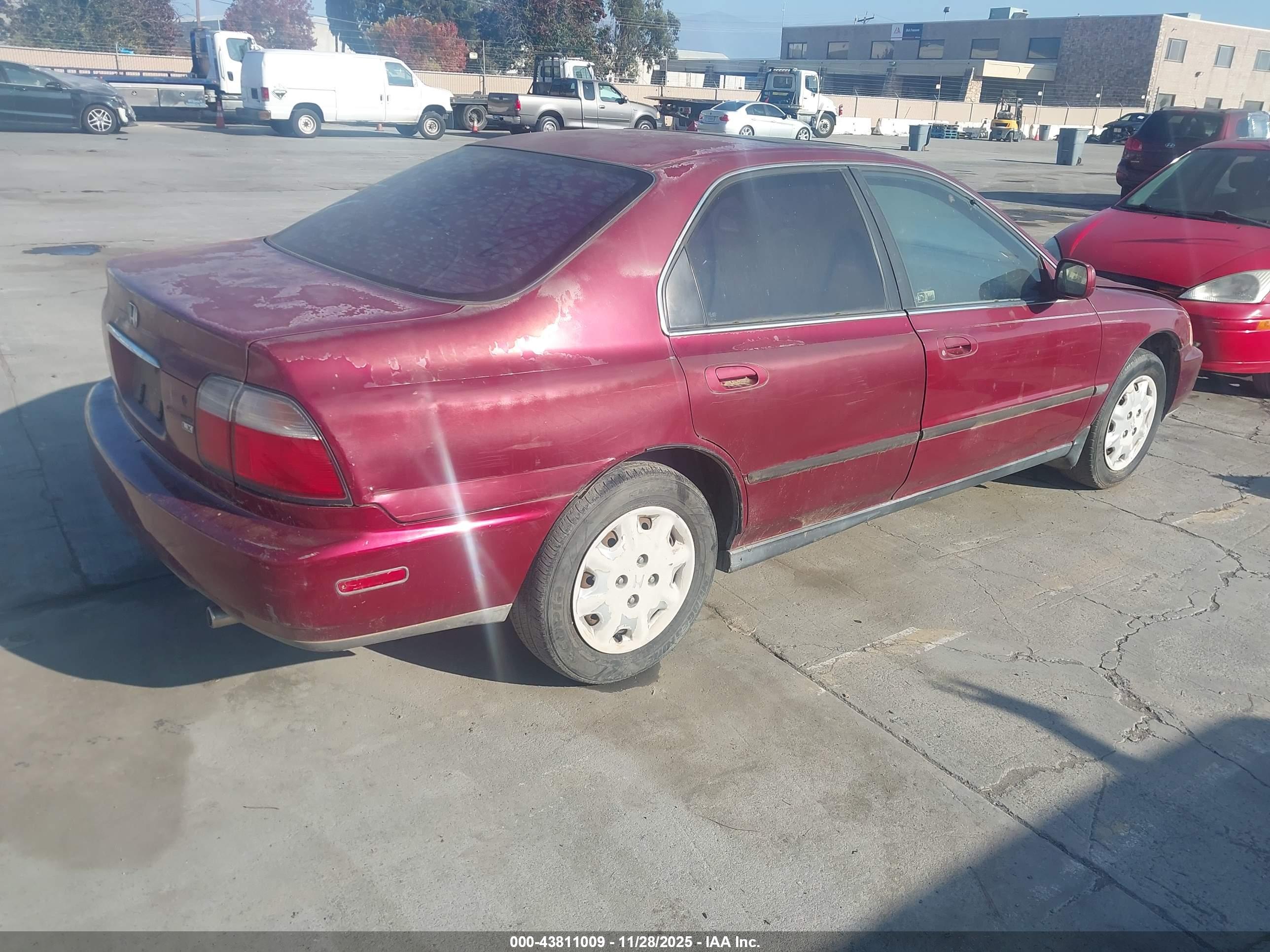 HONDA ACCORD image 4