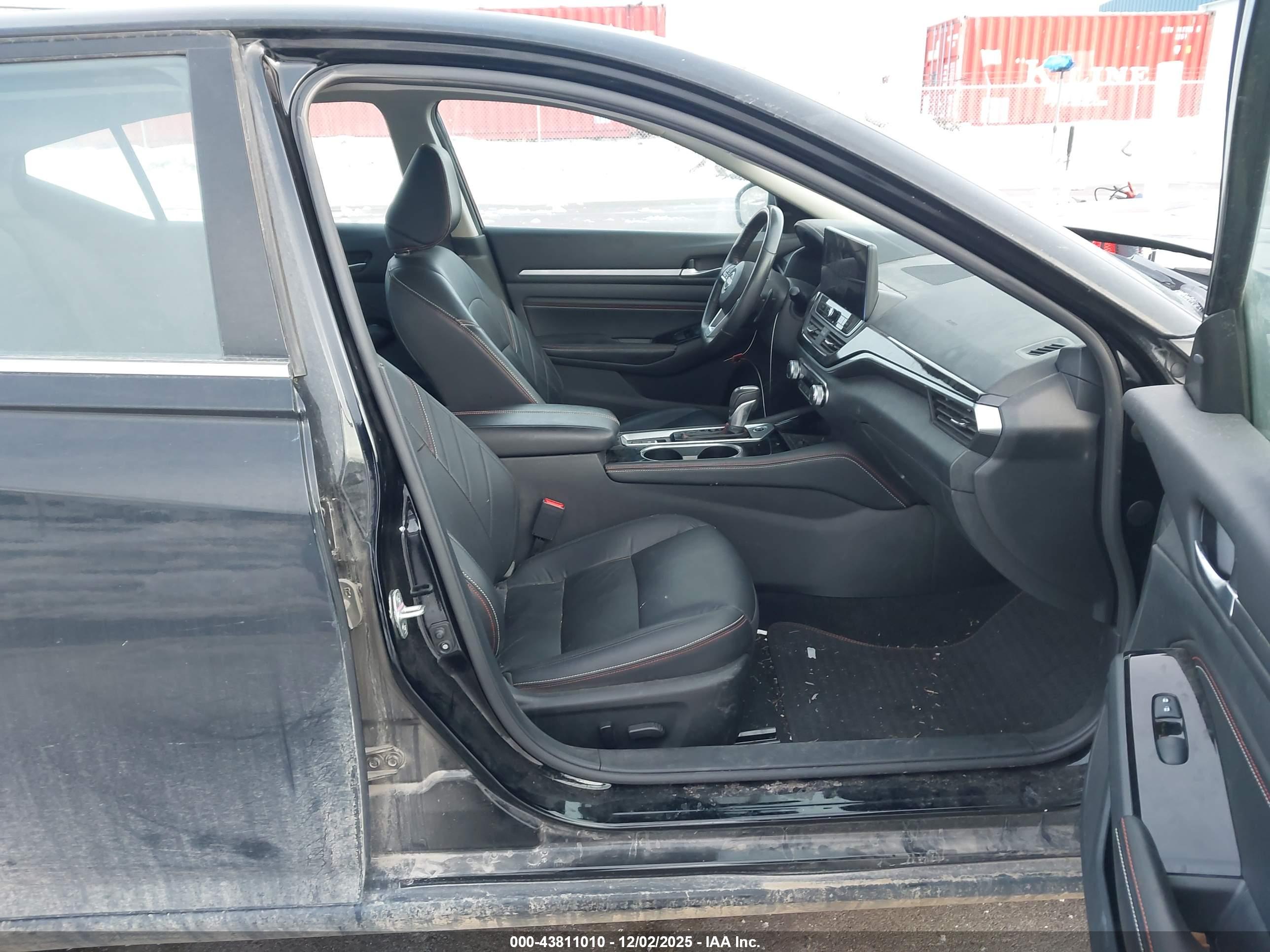 NISSAN ALTIMA image 5