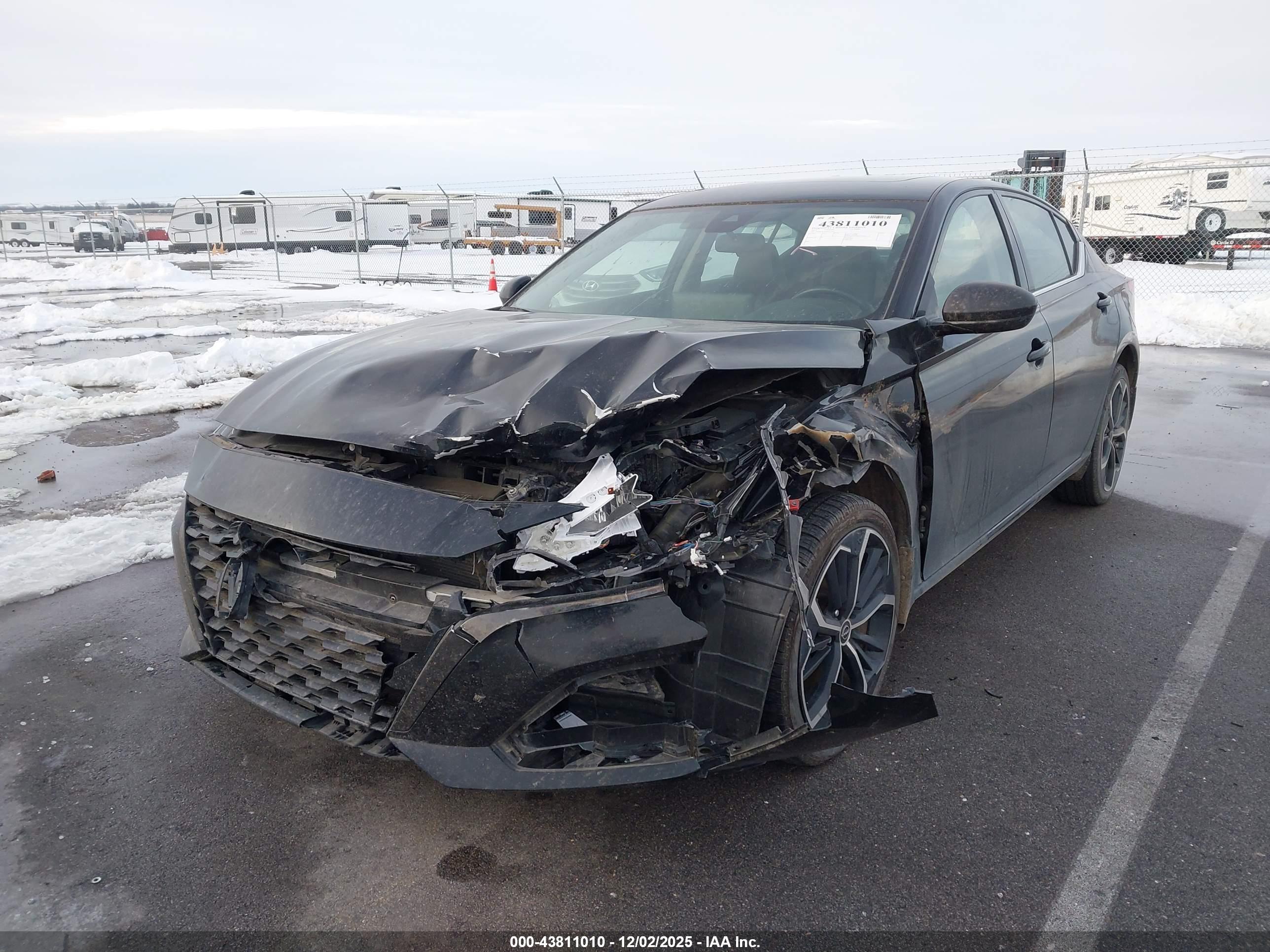 NISSAN ALTIMA image 6