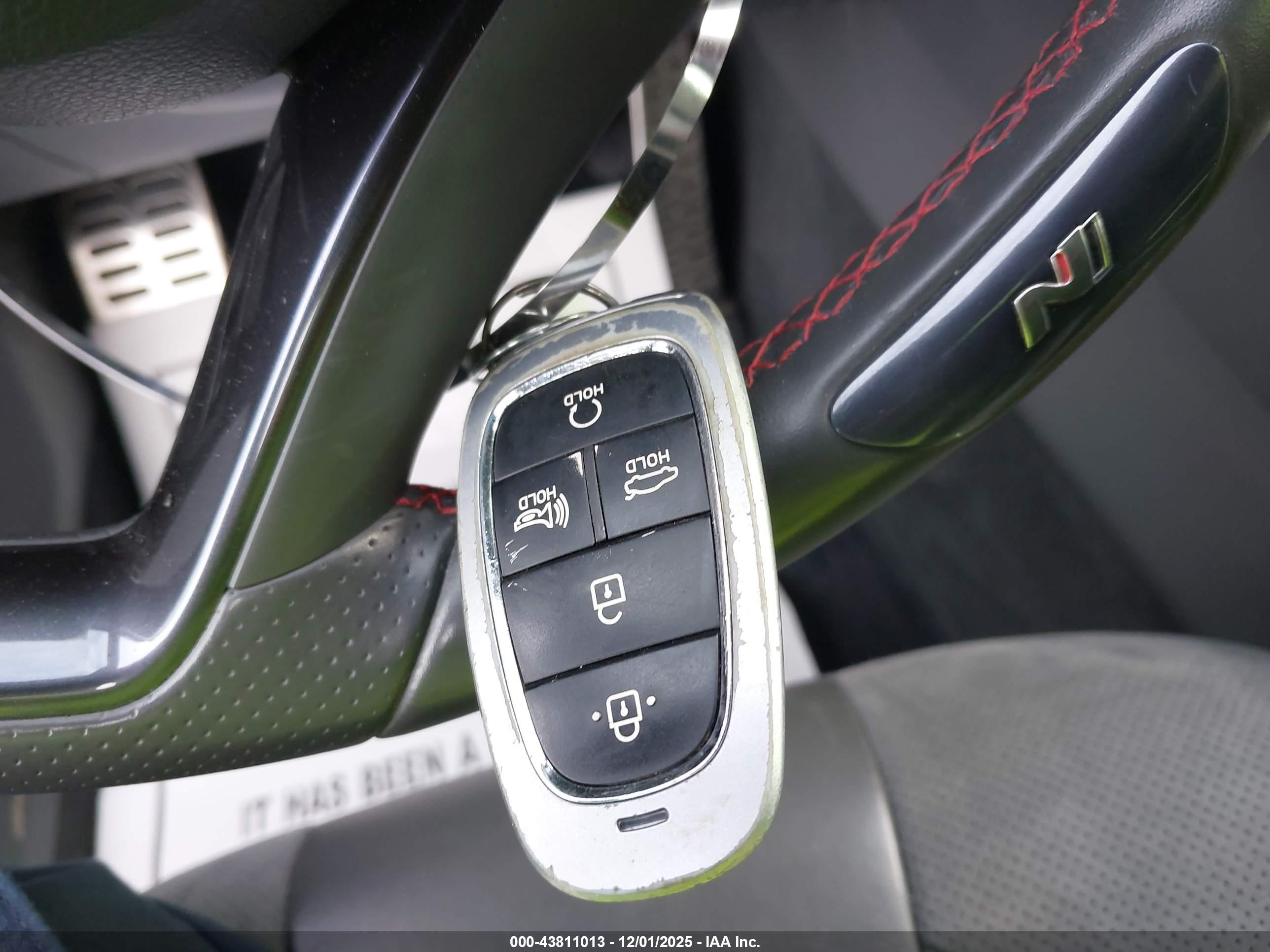 HYUNDAI SONATA image 11