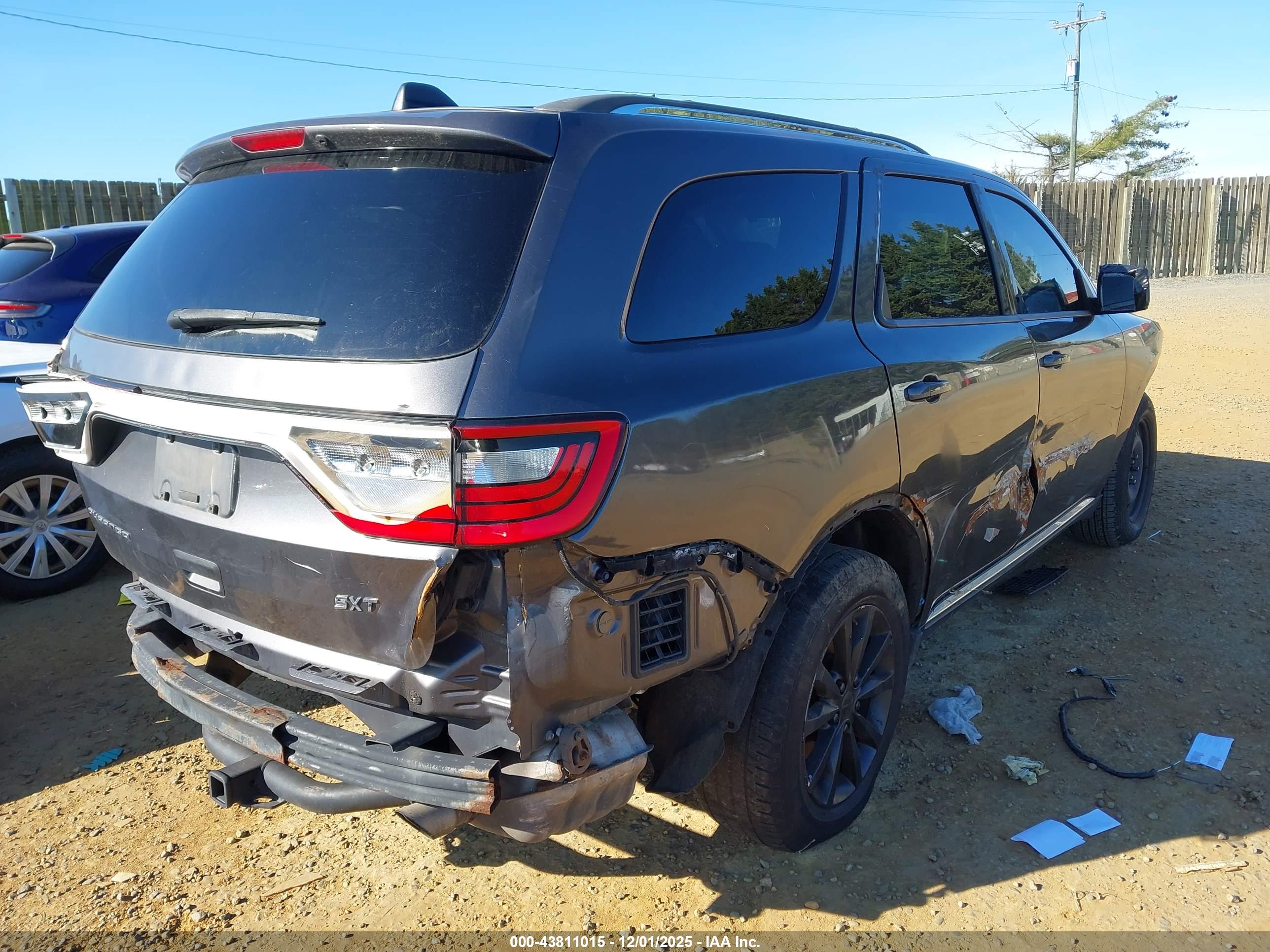 DODGE DURANGO image 4