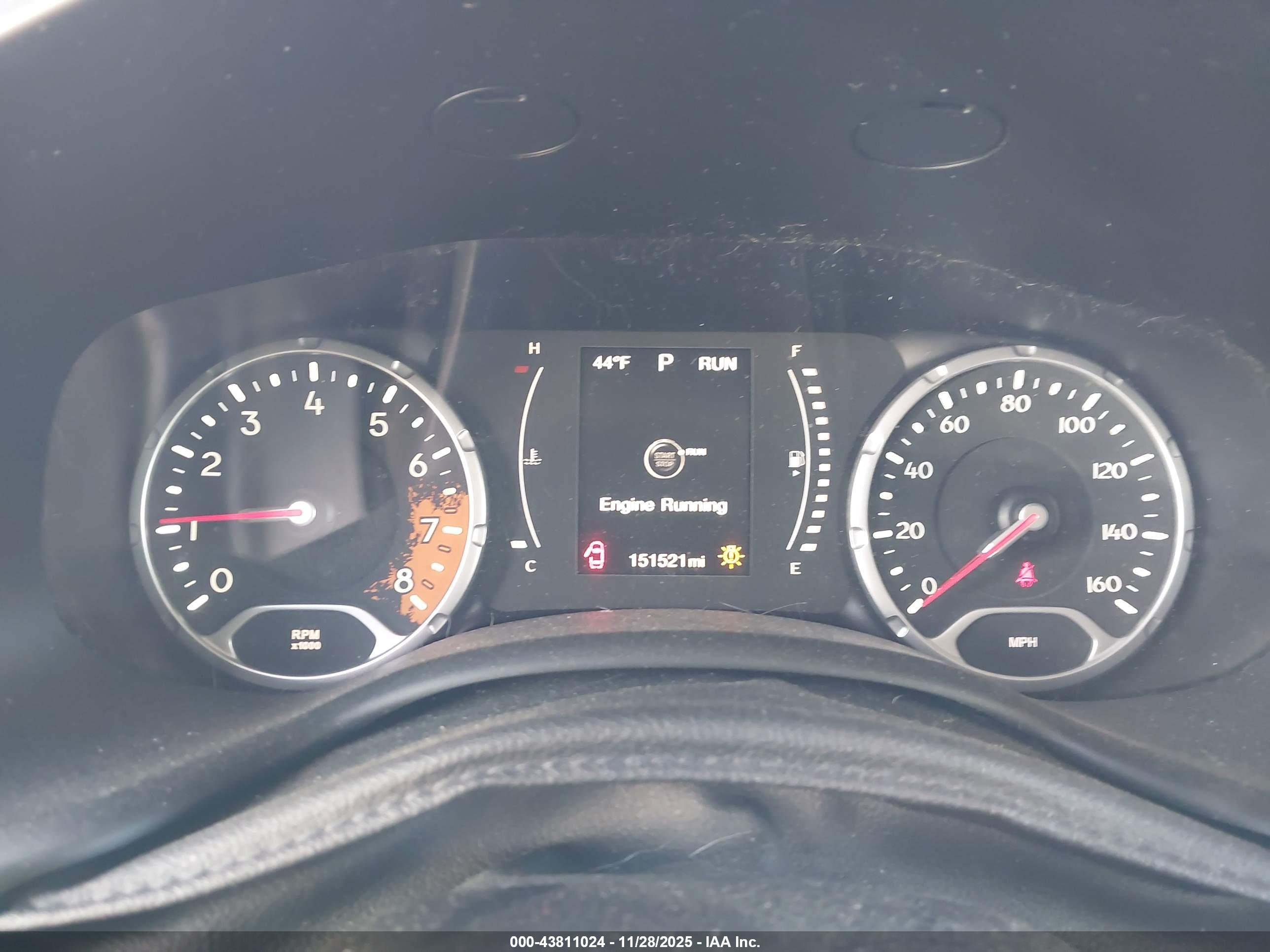 JEEP RENEGADE image 7