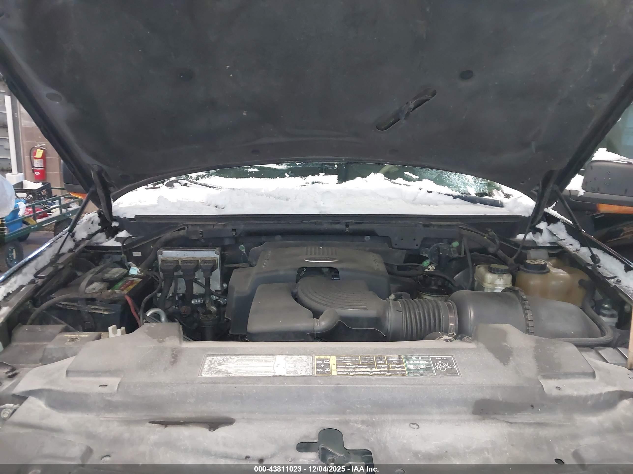 FORD EXPEDITION image 10