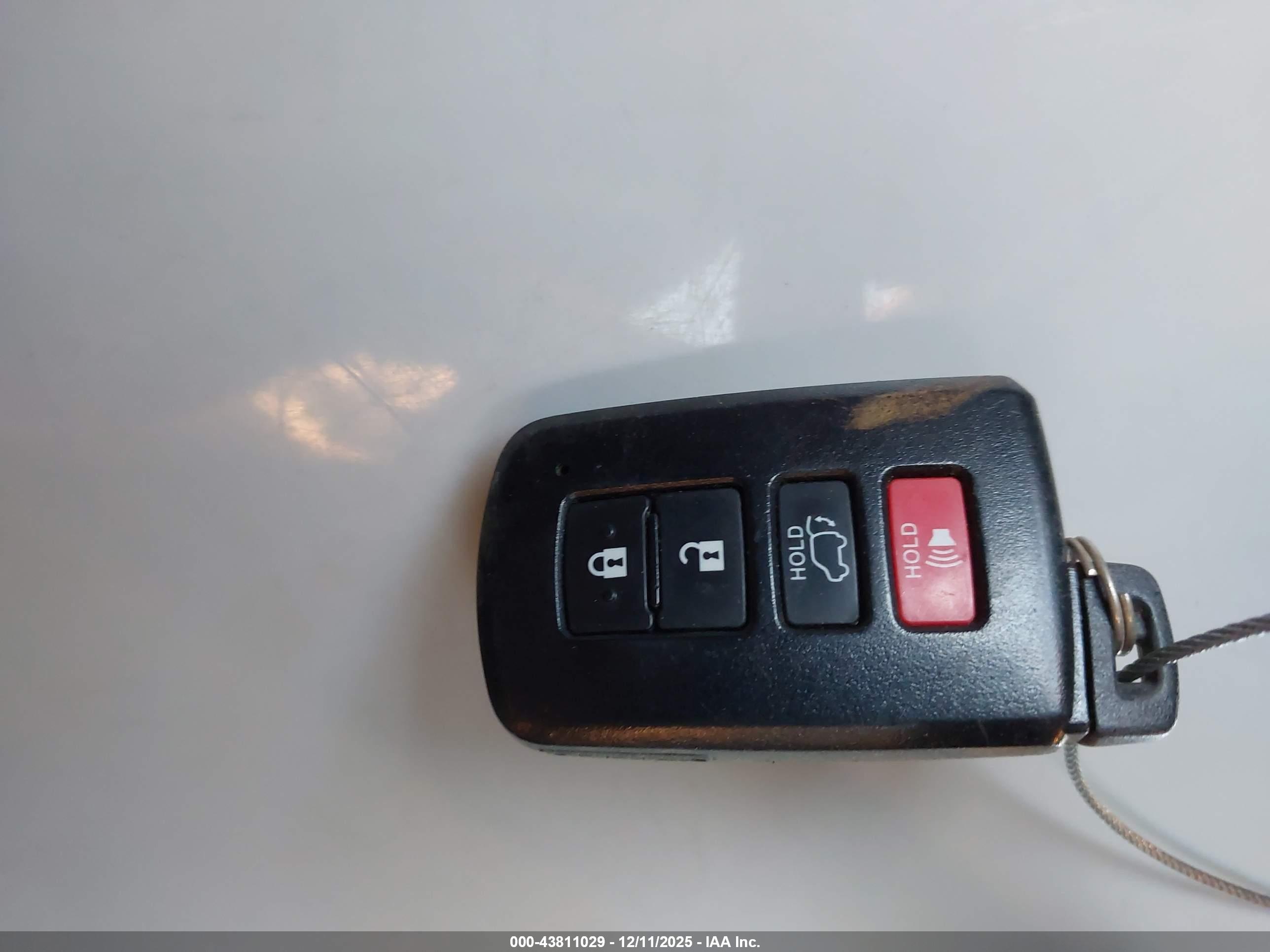 TOYOTA HIGHLANDER image 11