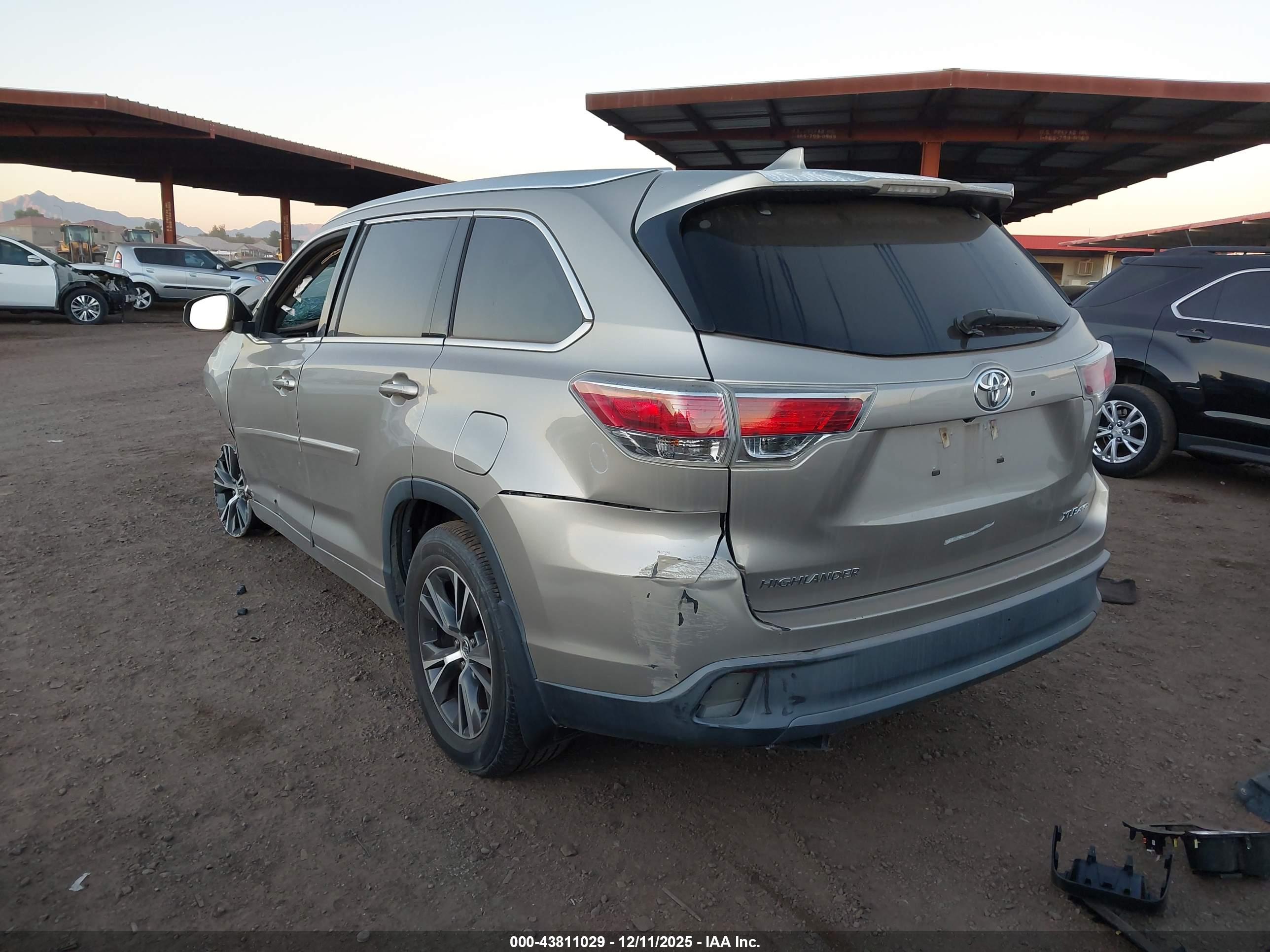 TOYOTA HIGHLANDER image 3