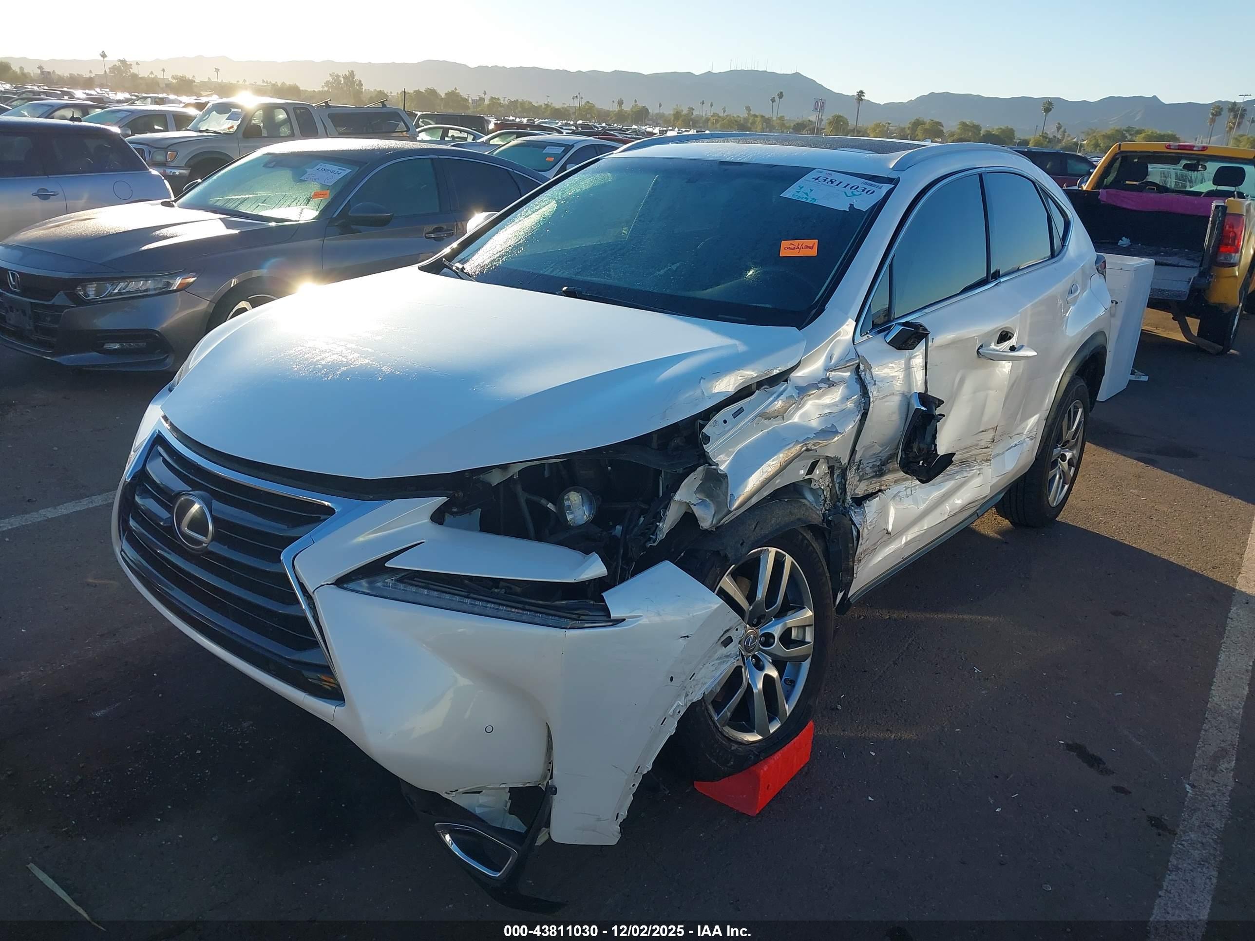 LEXUS NX image 2