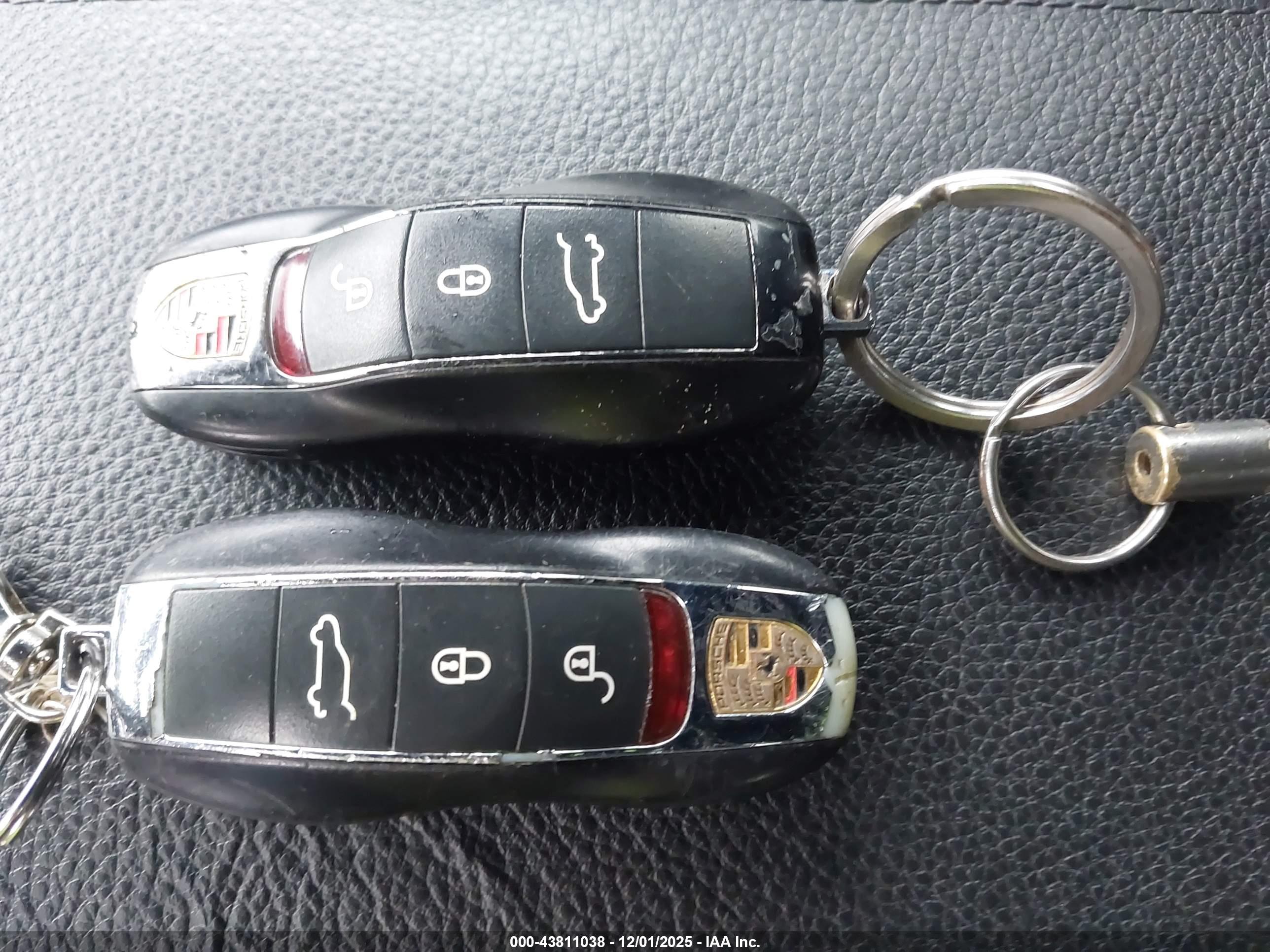PORSCHE CAYENNE image 11