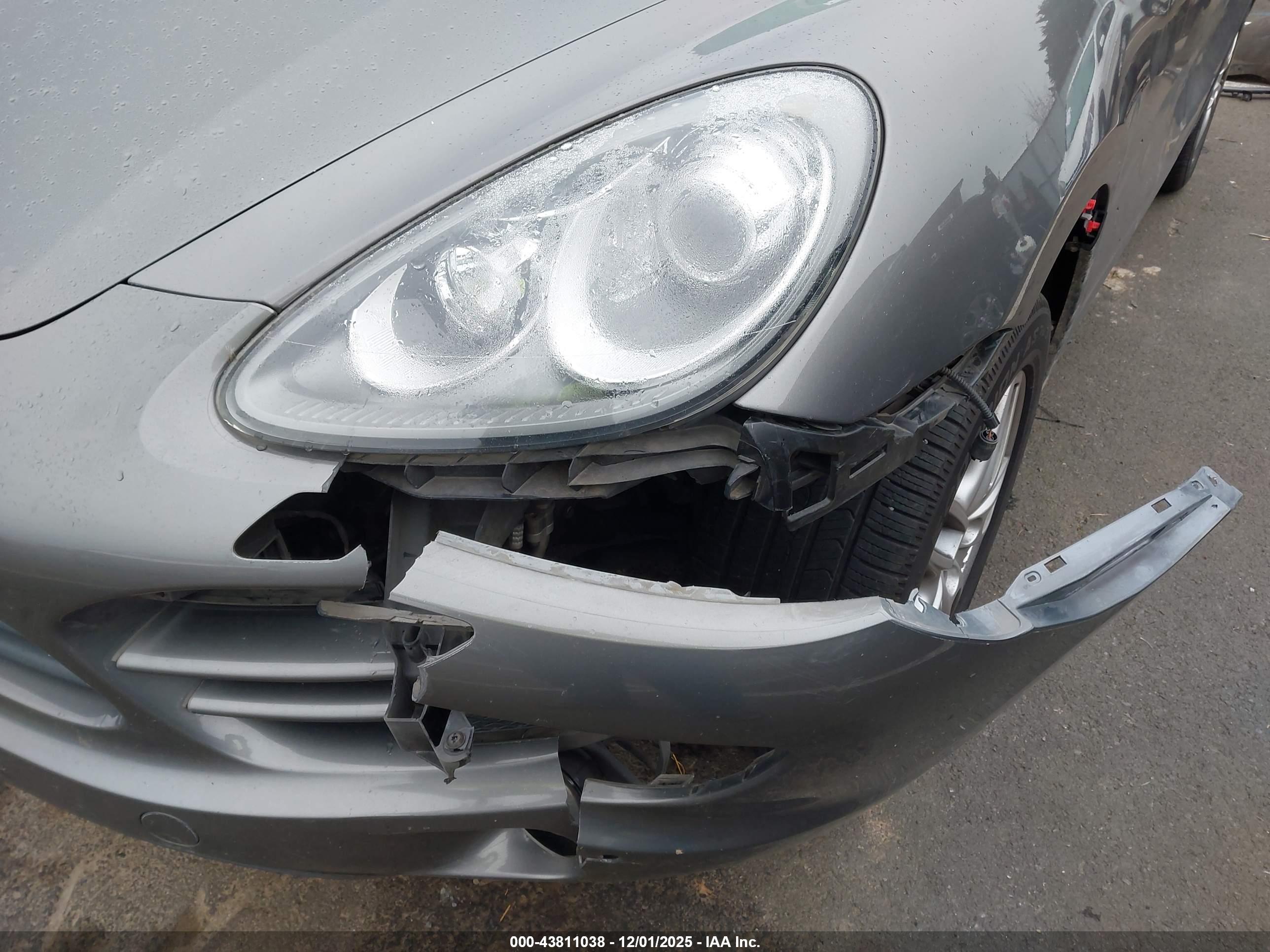 PORSCHE CAYENNE image 6