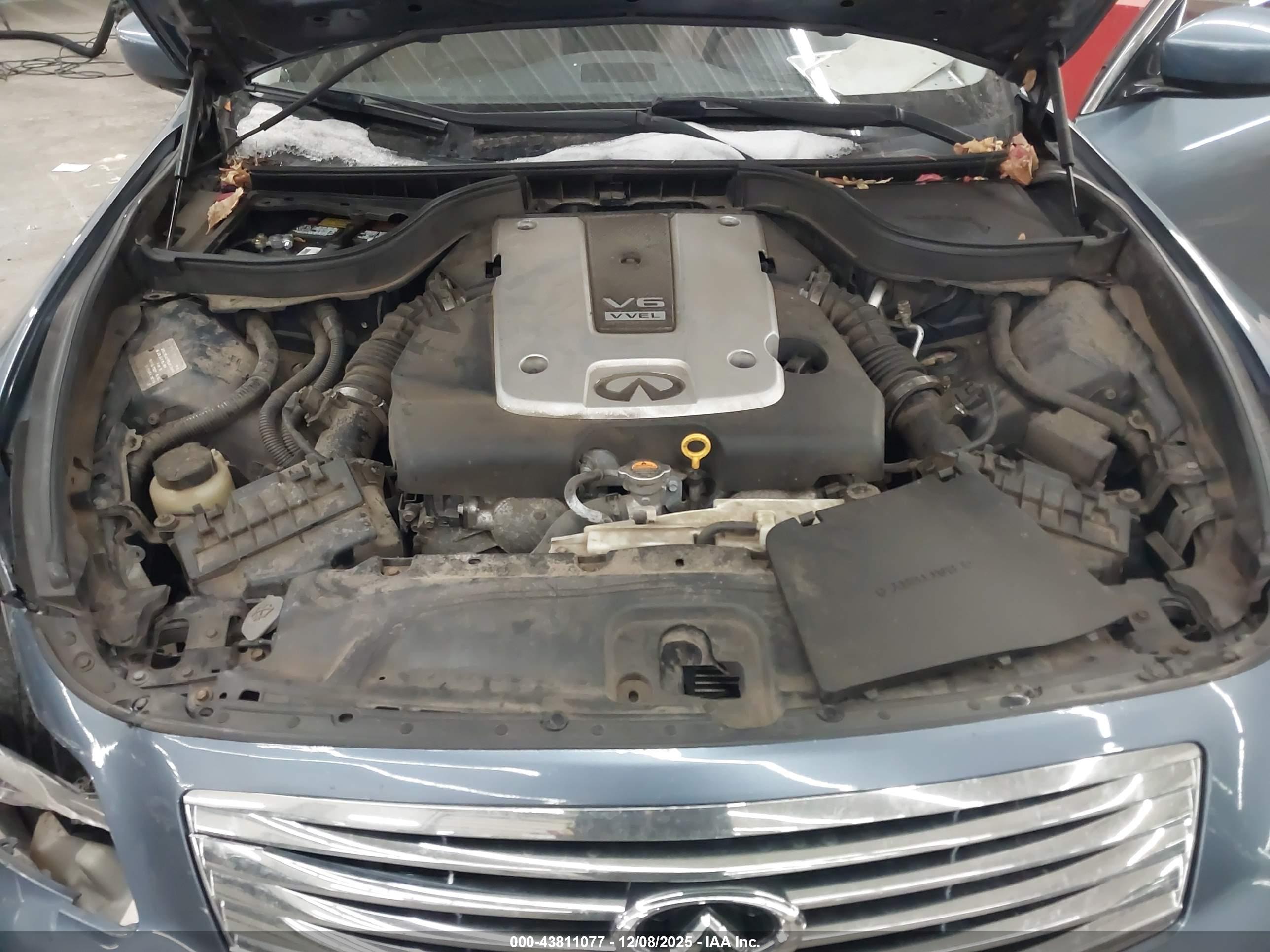 INFINITI G37X image 10