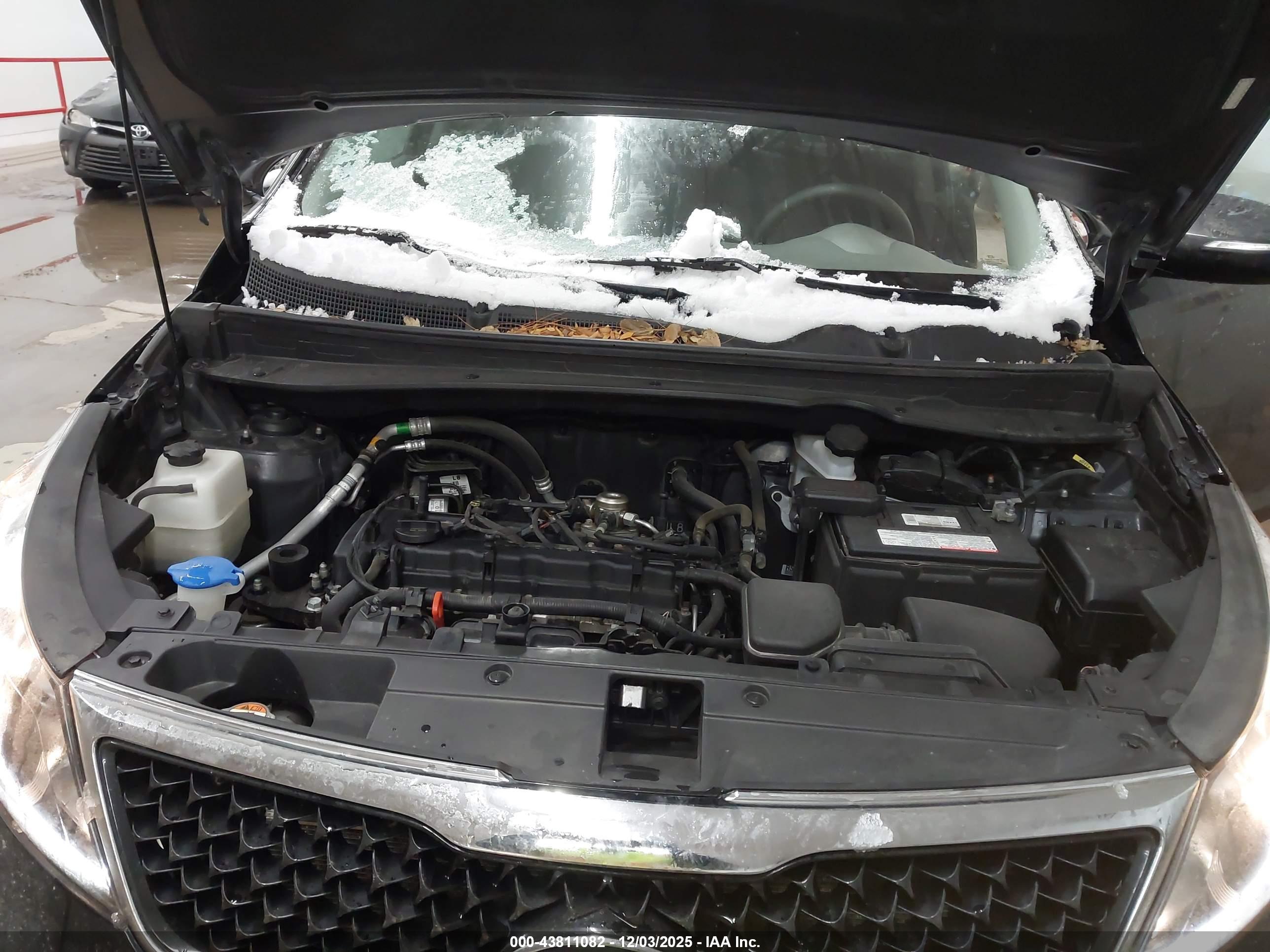 KIA SPORTAGE image 10