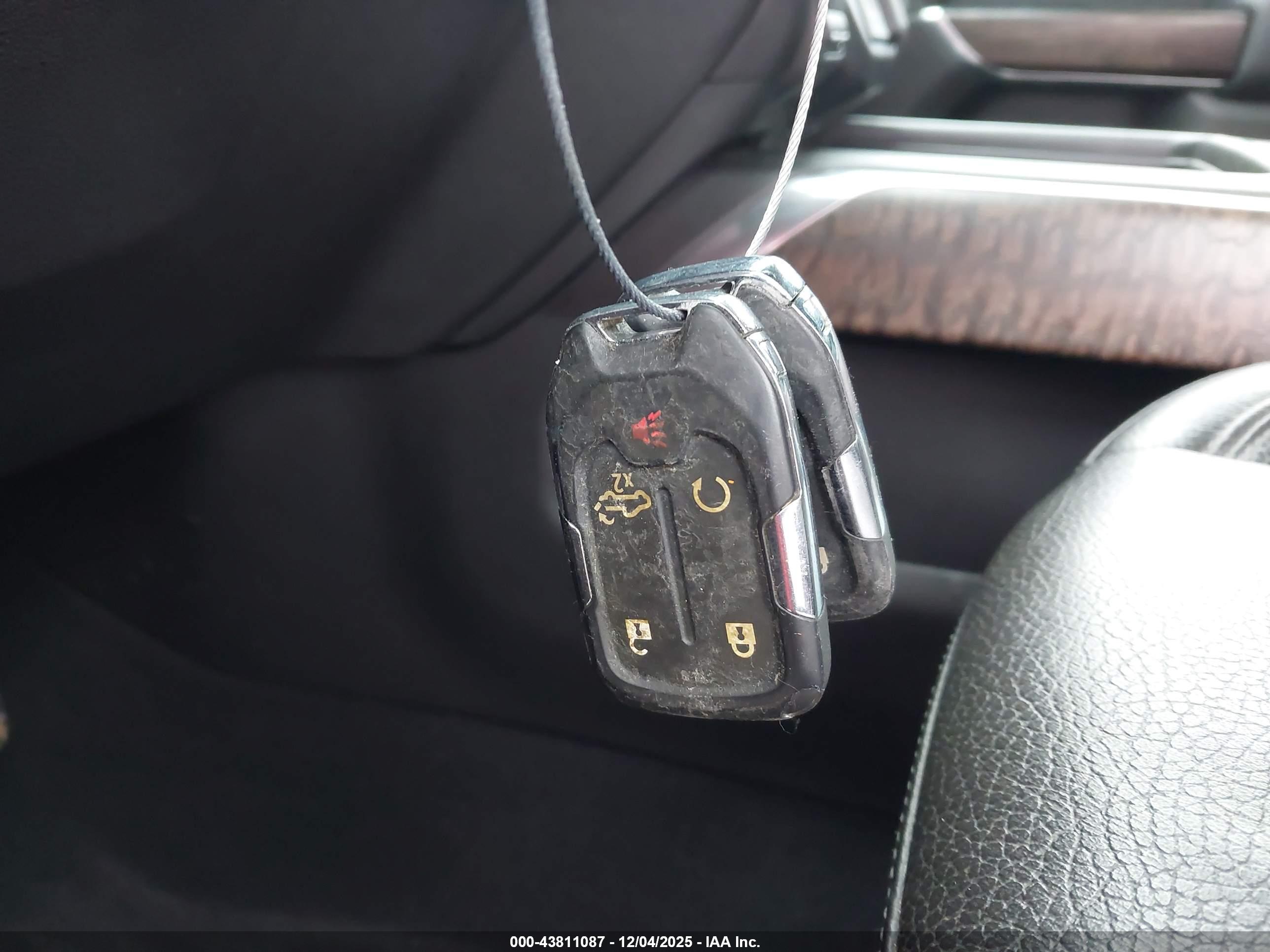 GMC SIERRA image 11