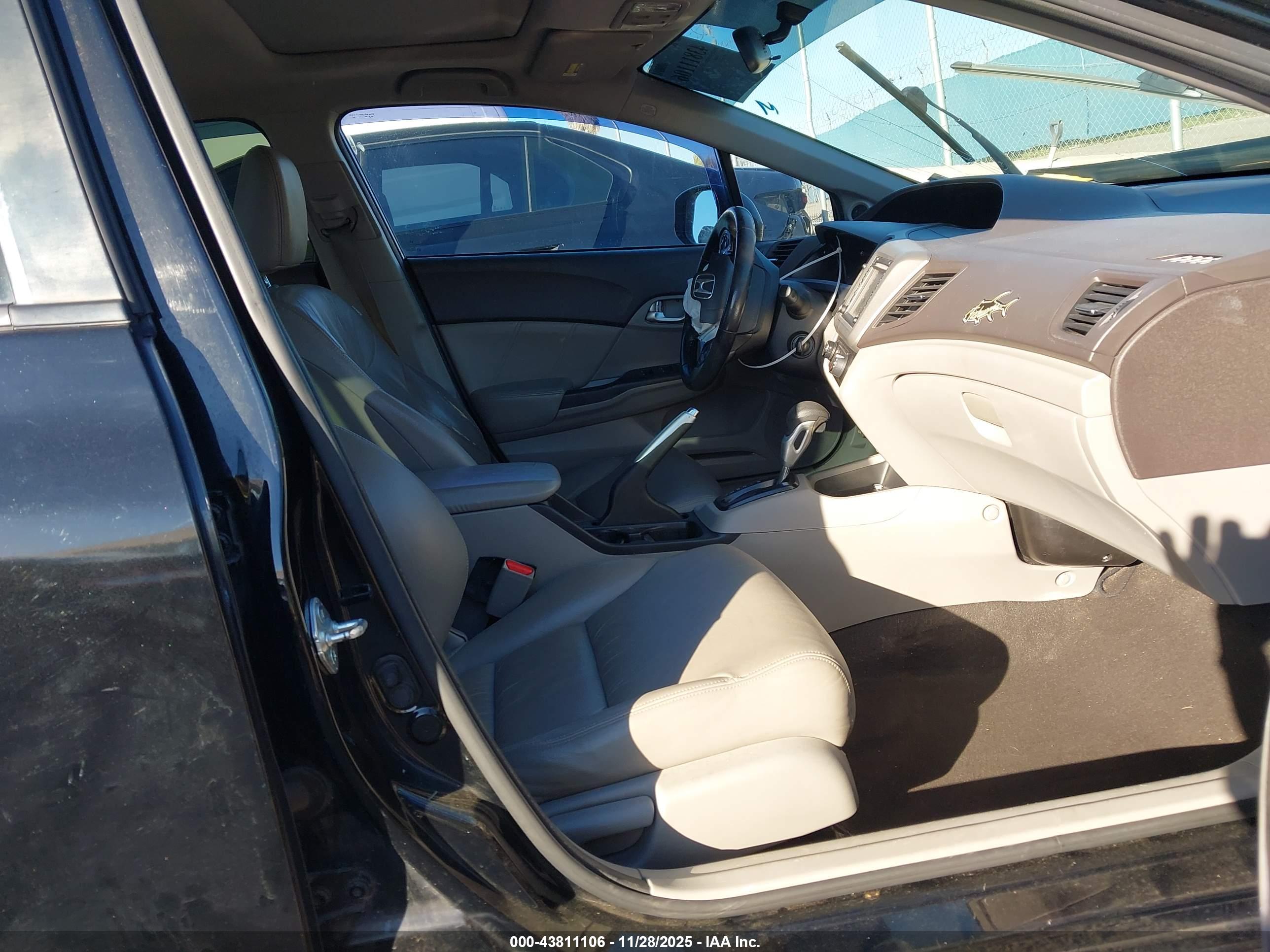 HONDA CIVIC image 5