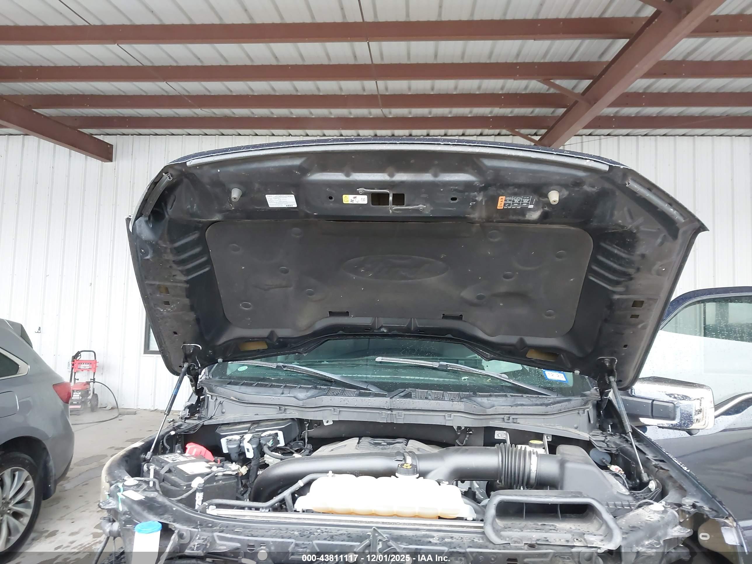 FORD F-150 image 10