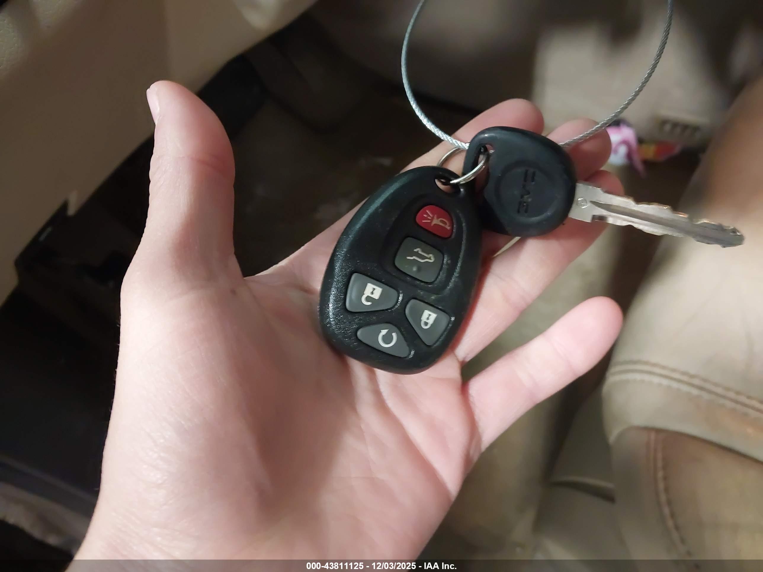 GMC ACADIA image 11
