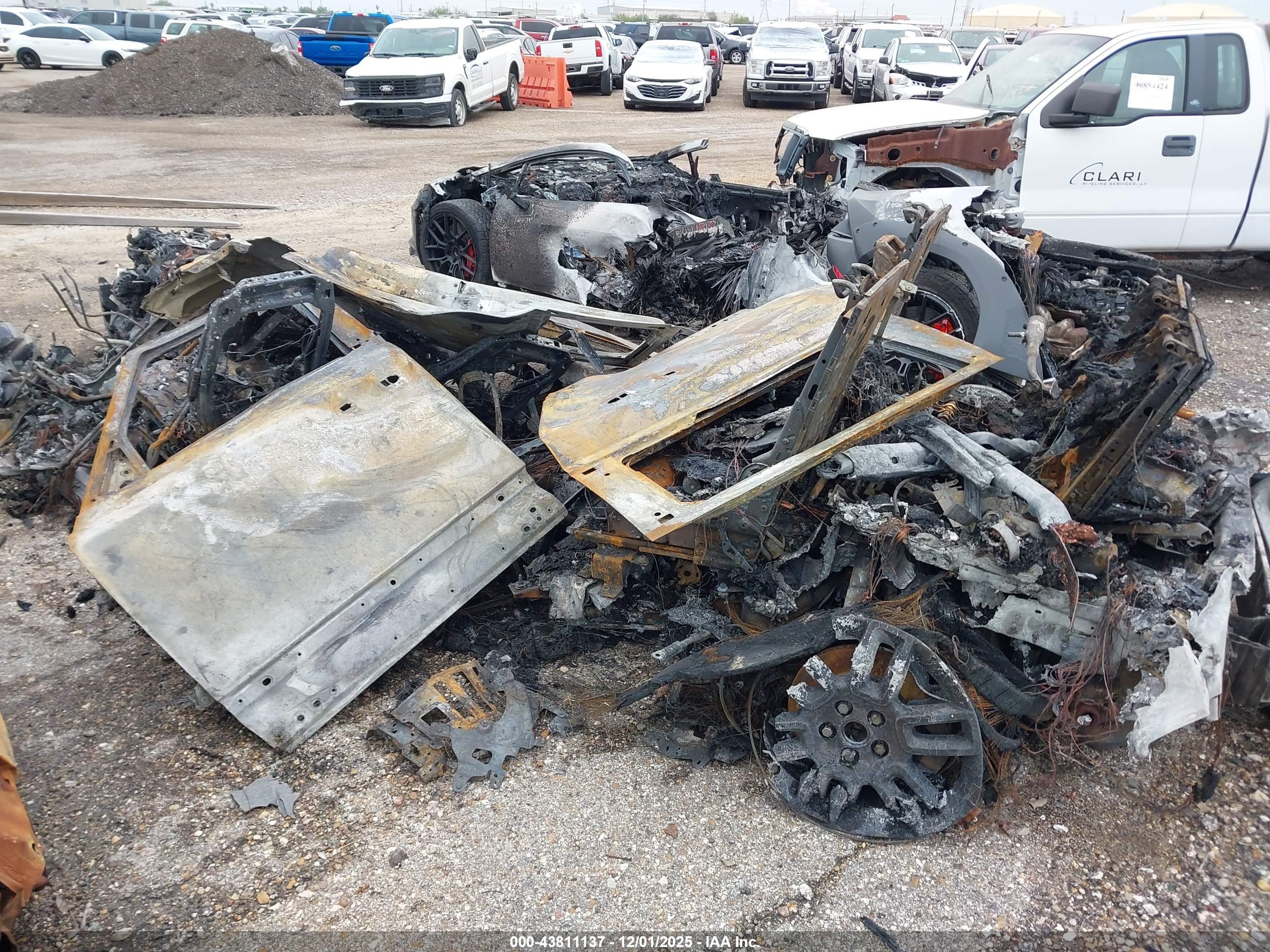 LAND ROVER image 3