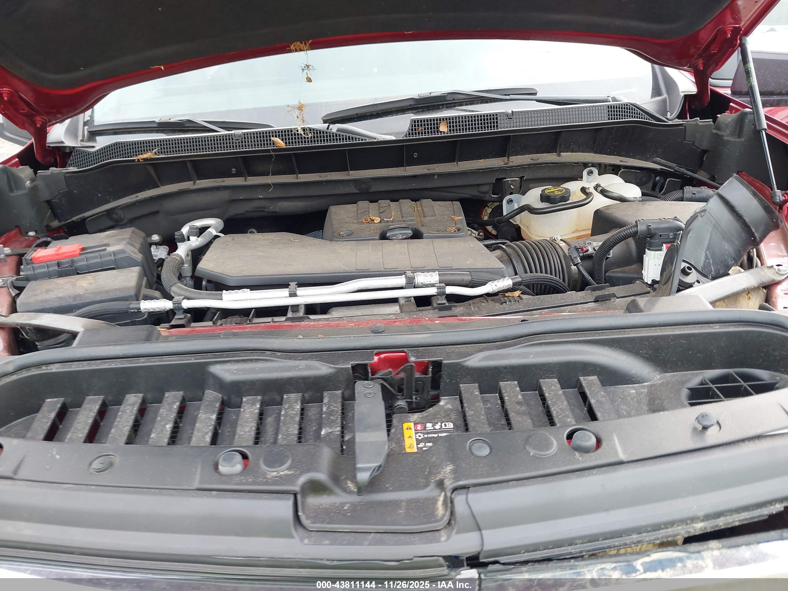 CHEVROLET SILVERADO image 10