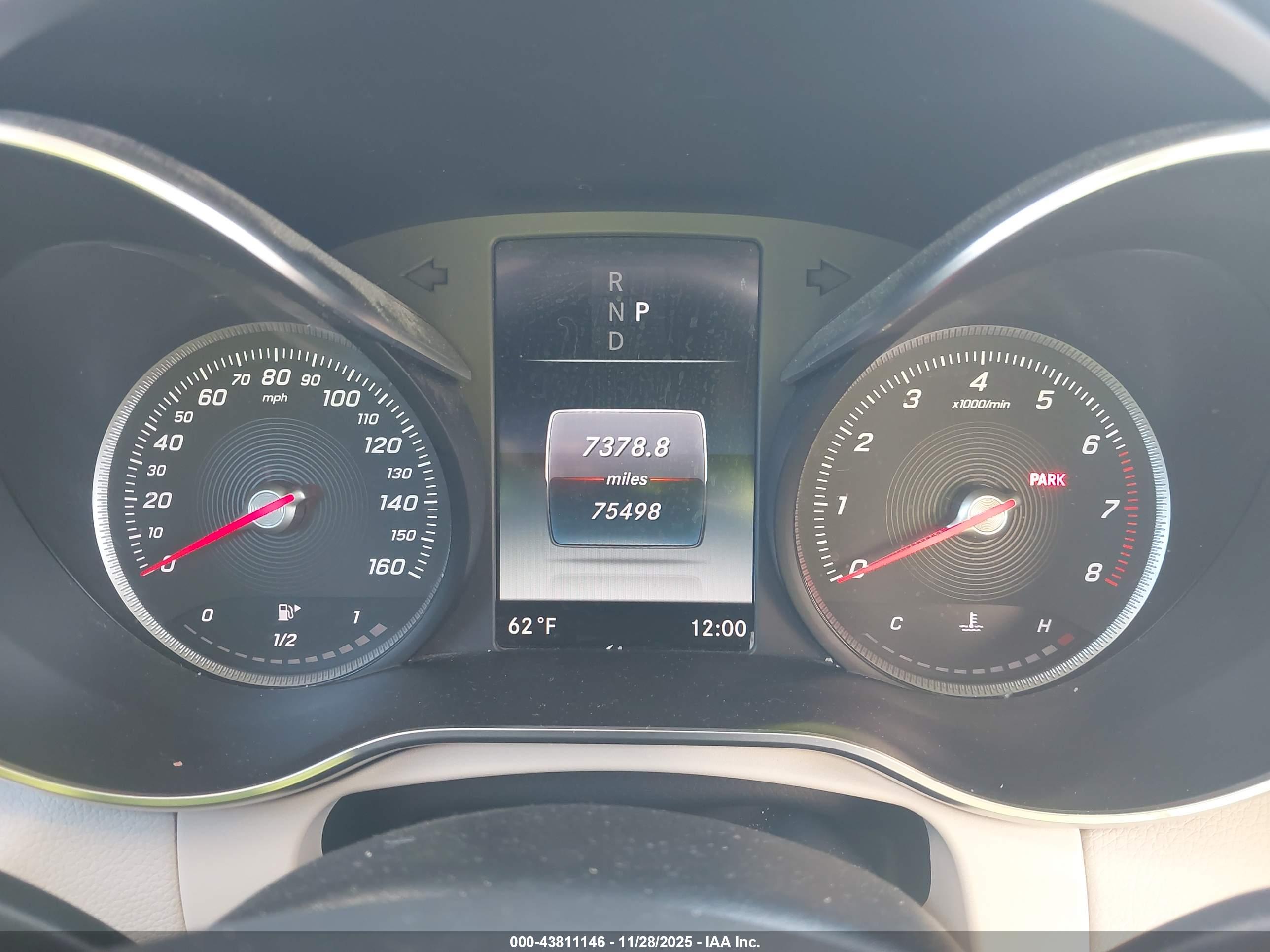 MERCEDES-BENZ GLC image 7