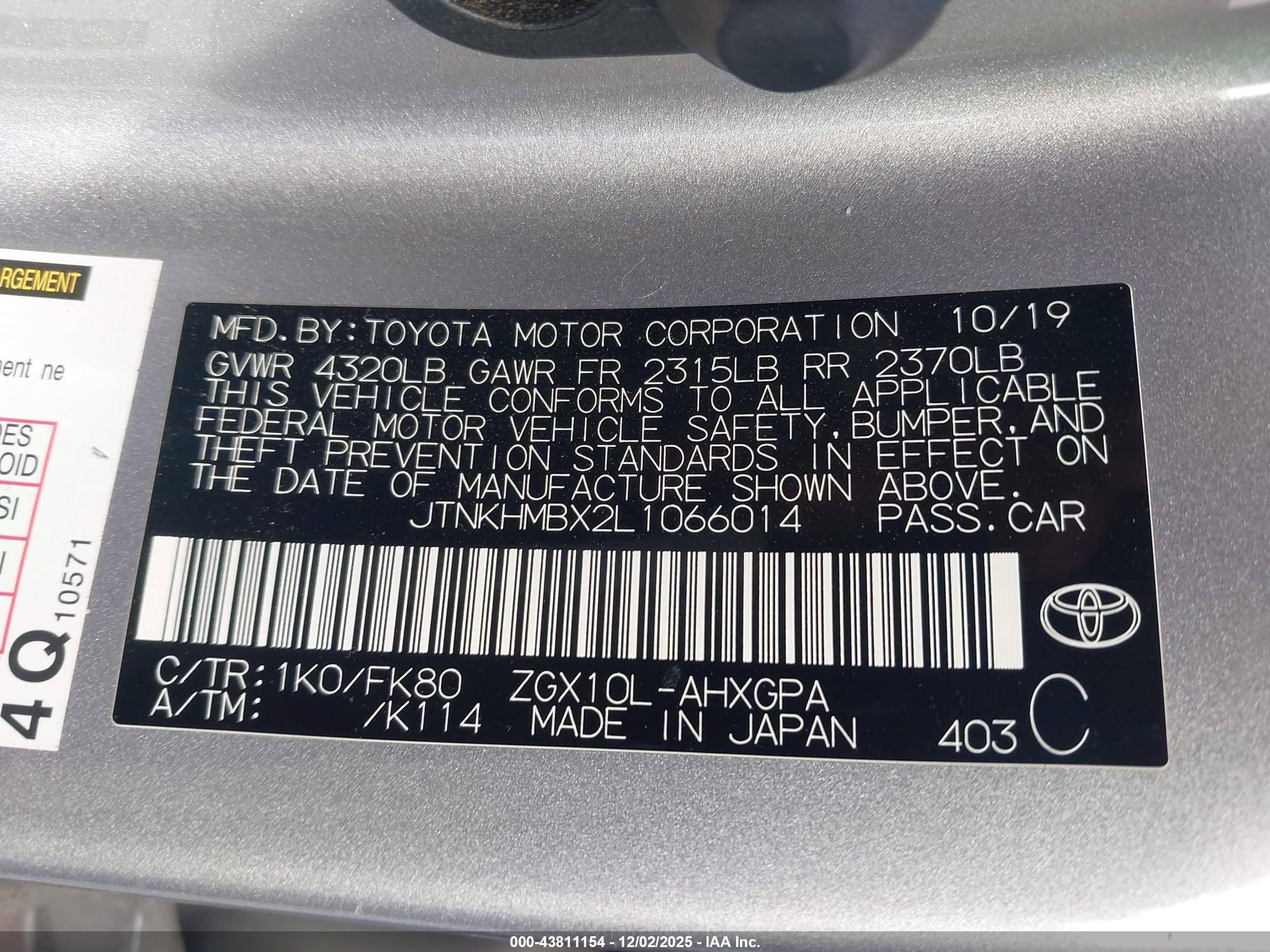 TOYOTA C-HR image 9