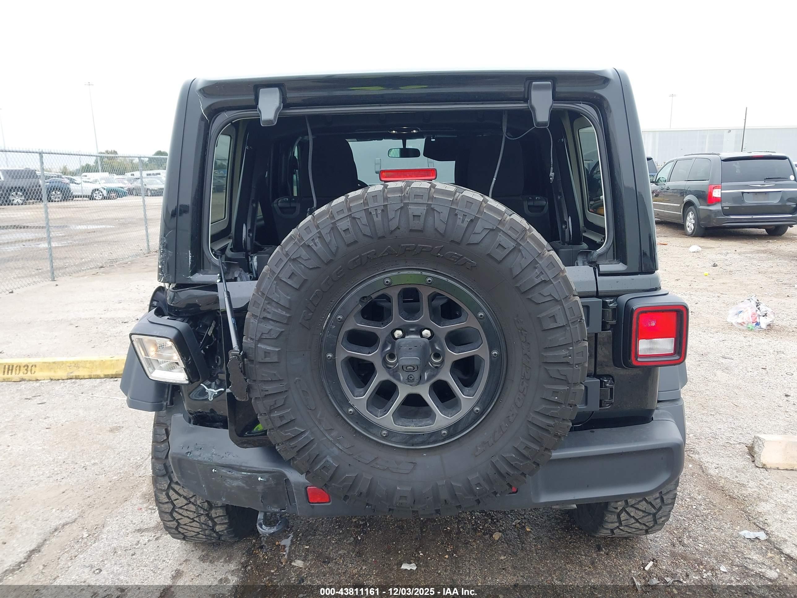 JEEP WRANGLER image 6
