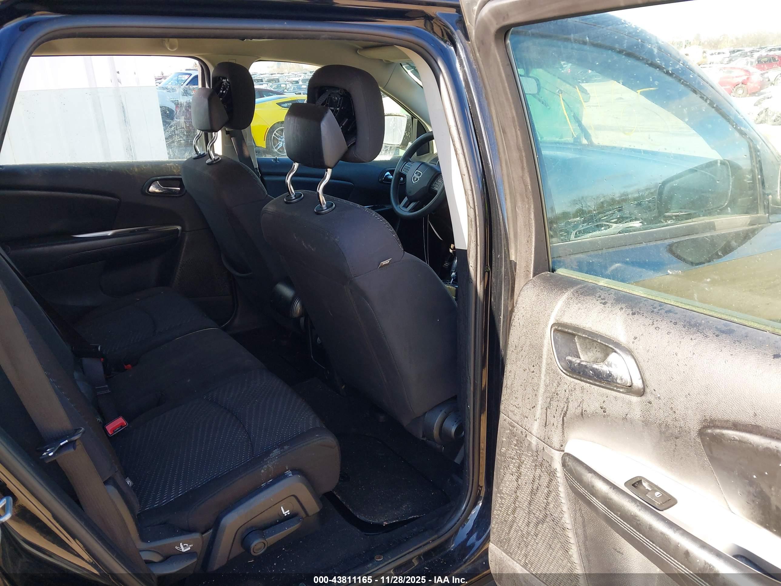 DODGE JOURNEY image 8