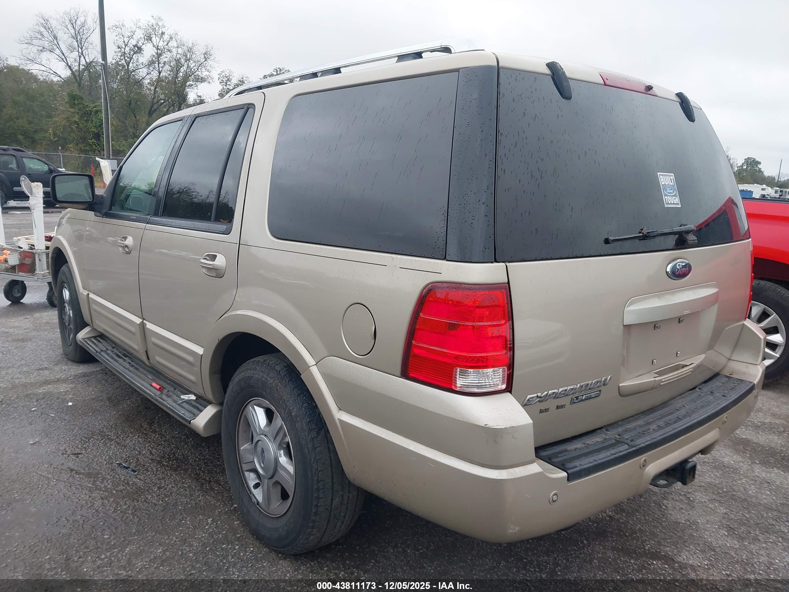 FORD EXPEDITION image 3