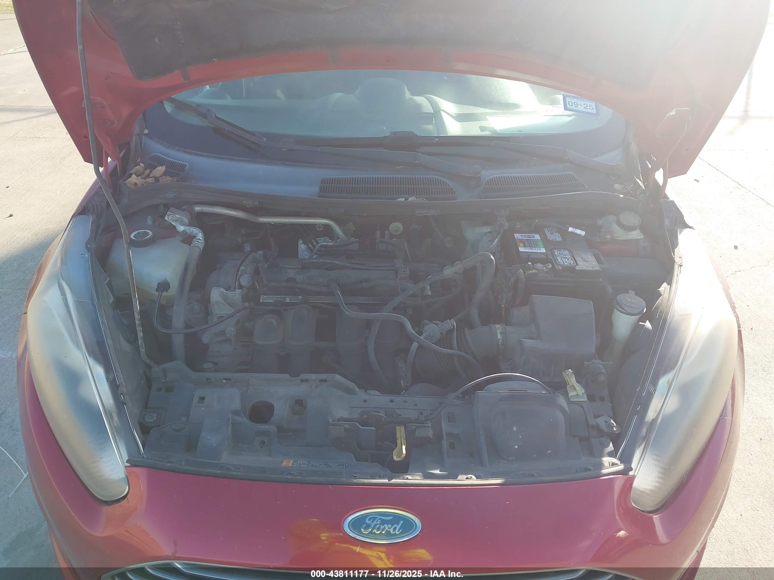 FORD FIESTA image 10