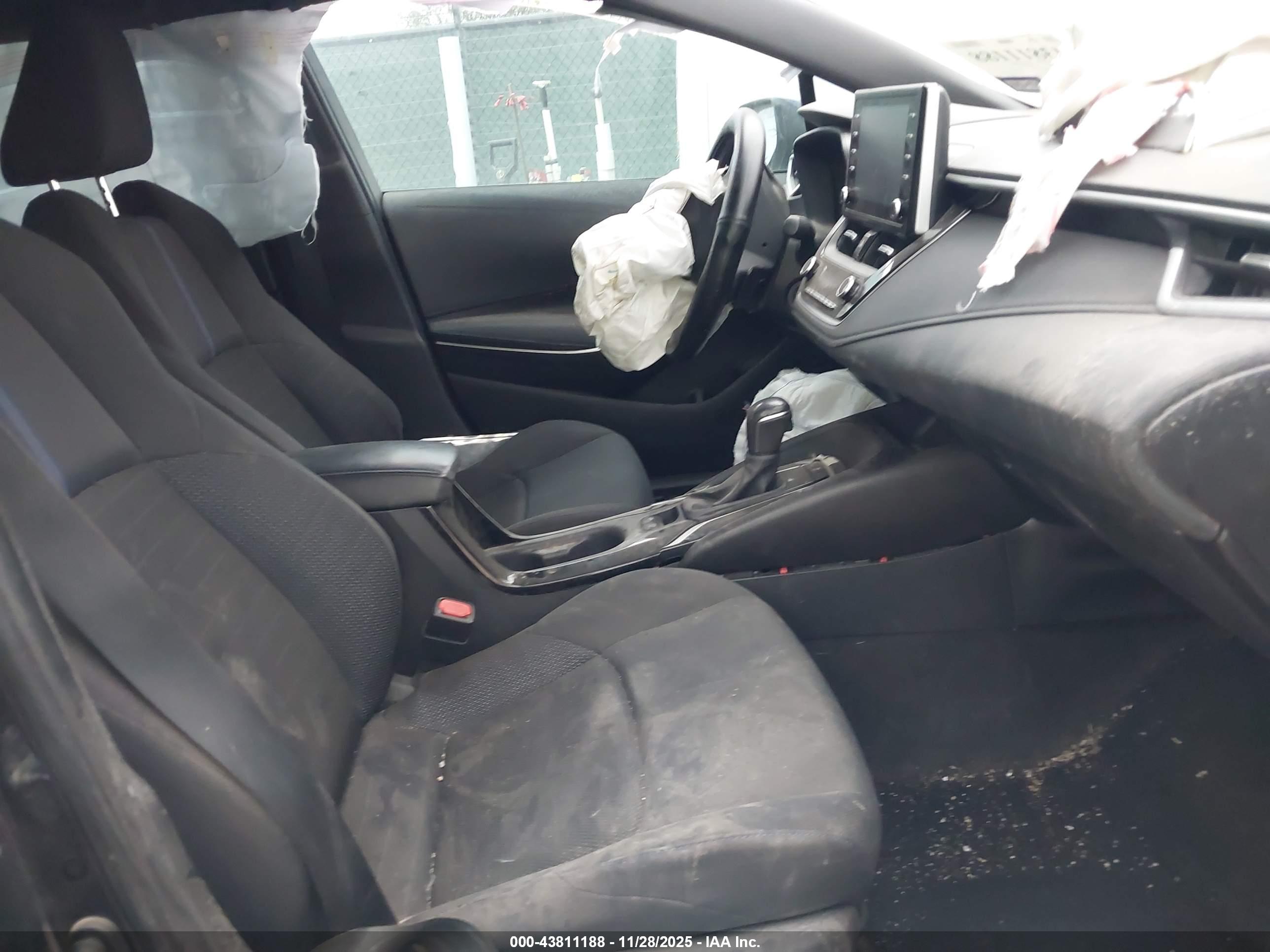 TOYOTA COROLLA image 5