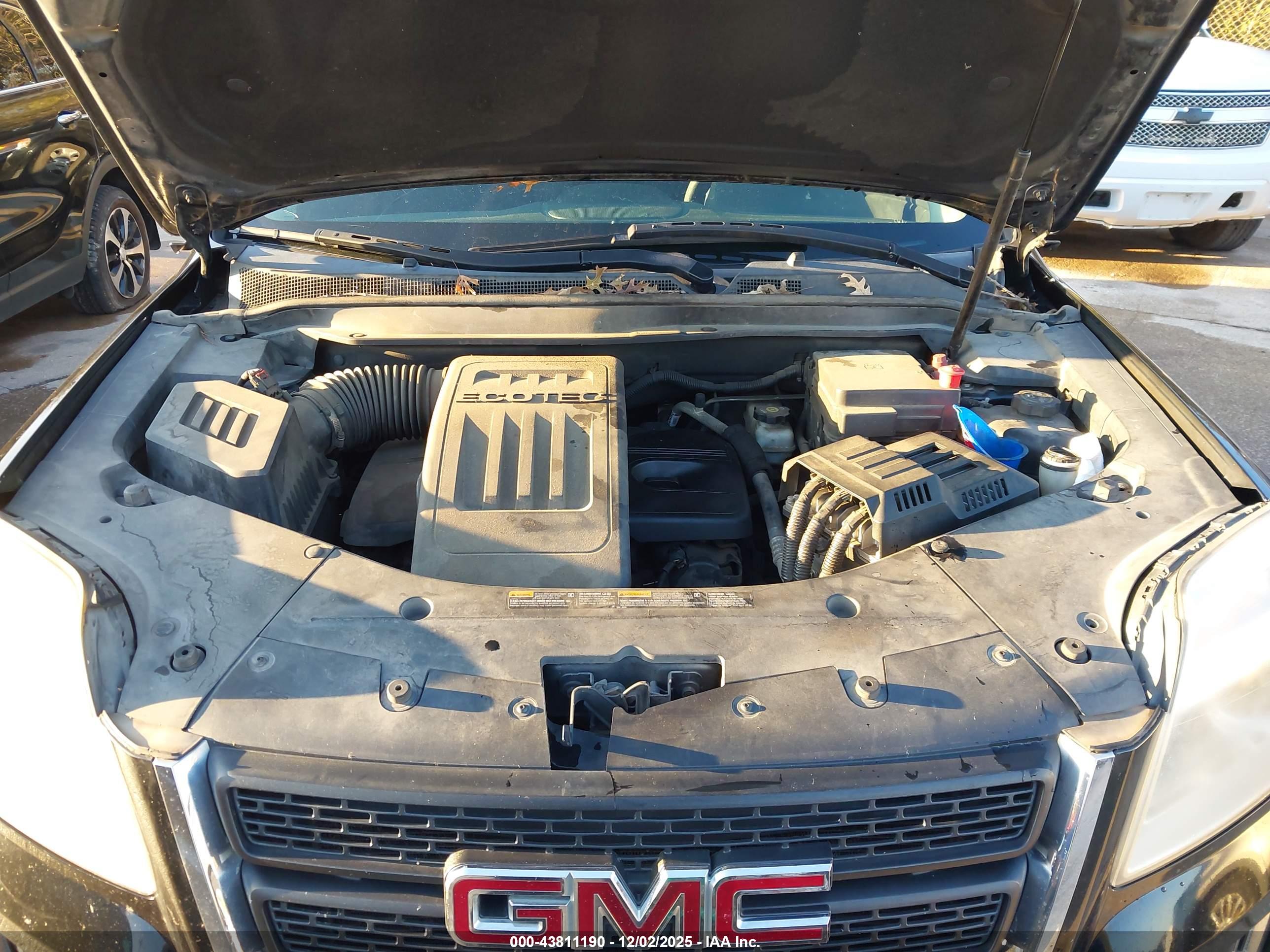 GMC TERRAIN image 10