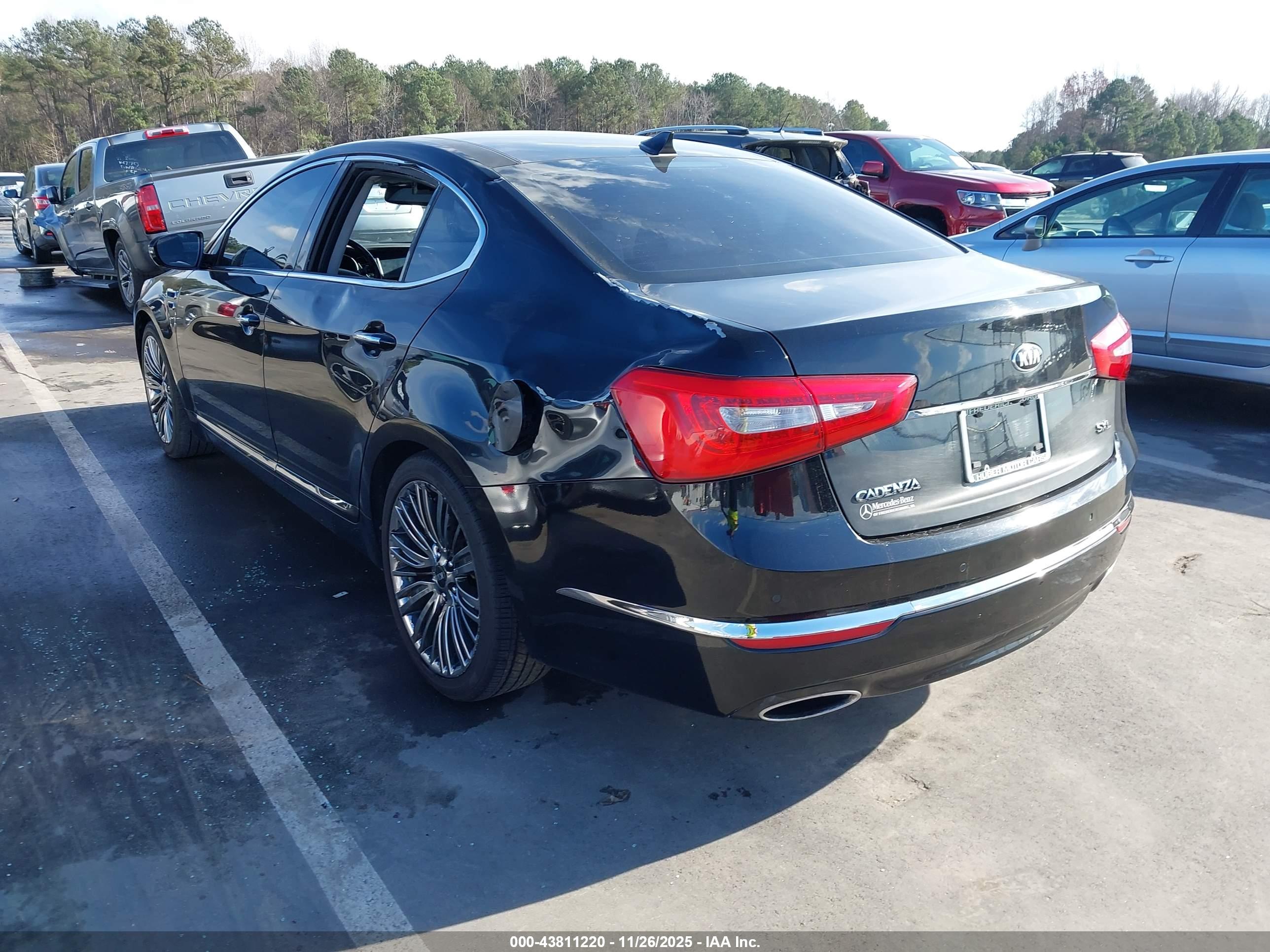 KIA CADENZA image 3