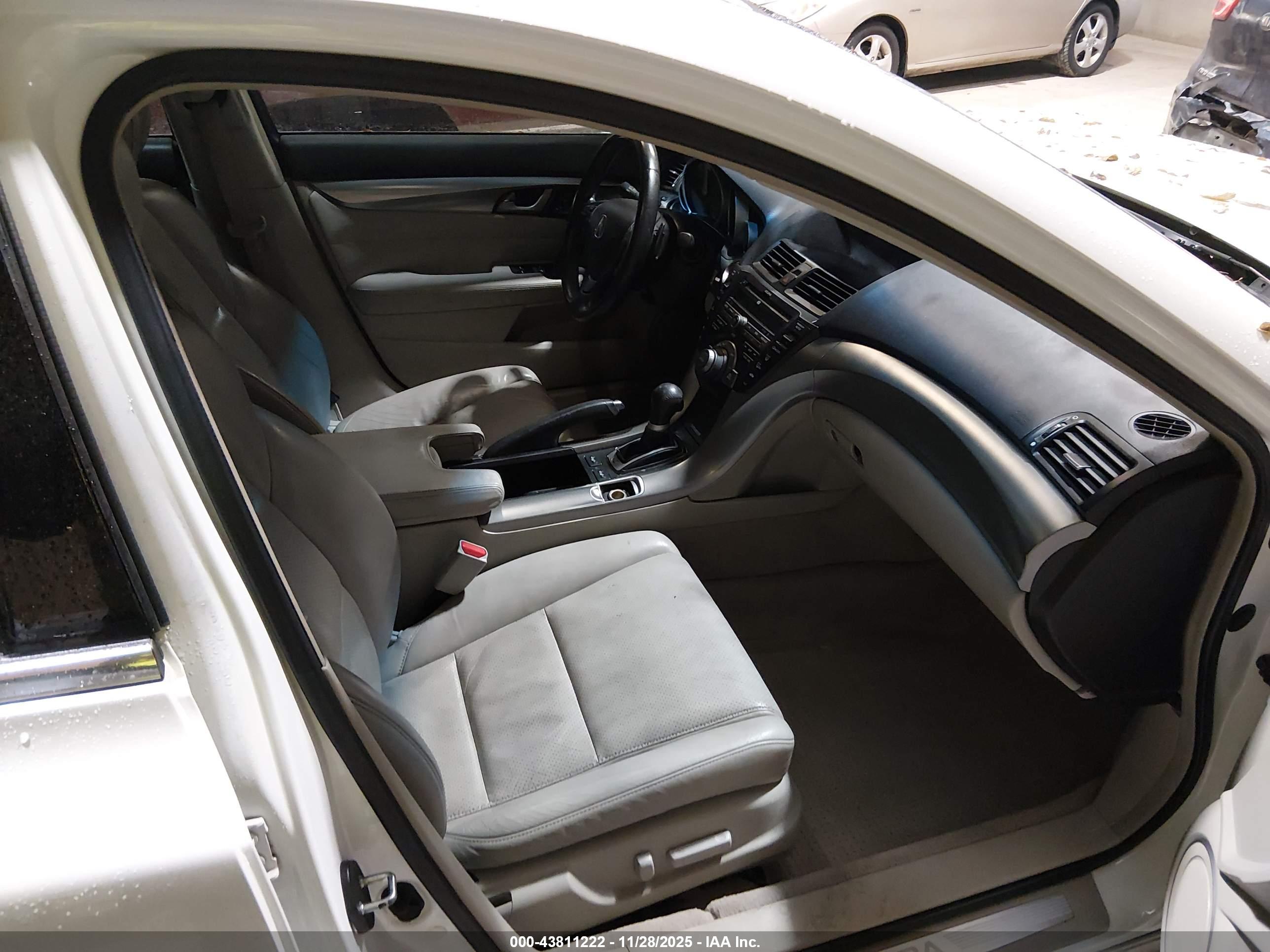 ACURA TL image 5