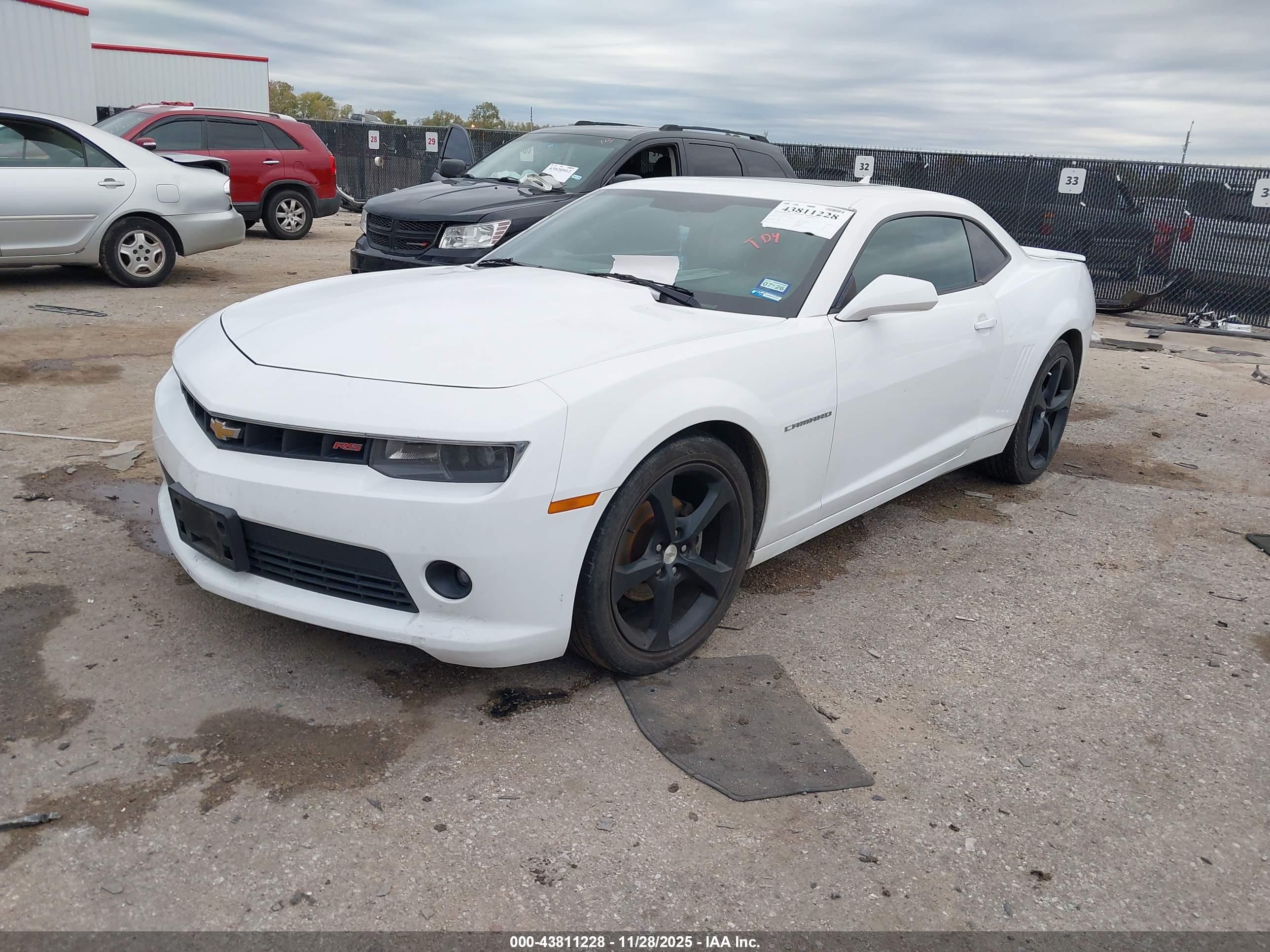 CHEVROLET CAMARO image 2