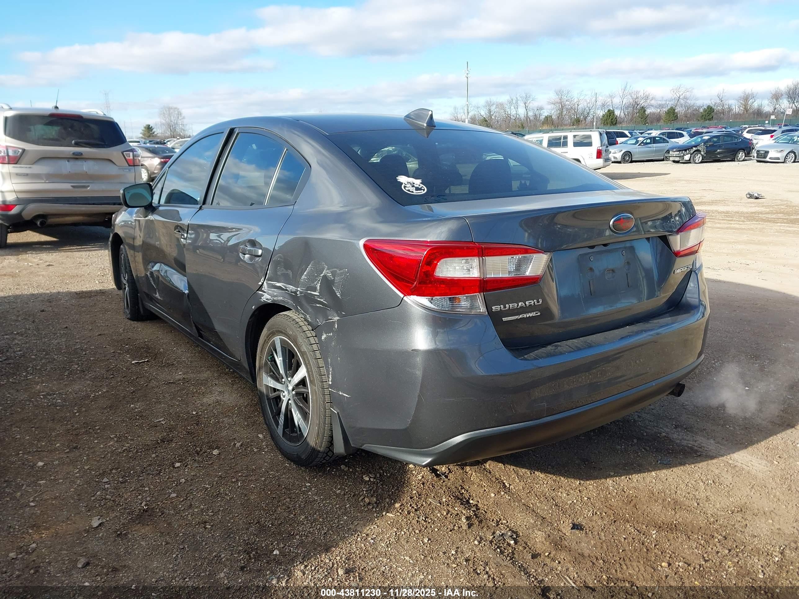 SUBARU IMPREZA image 3