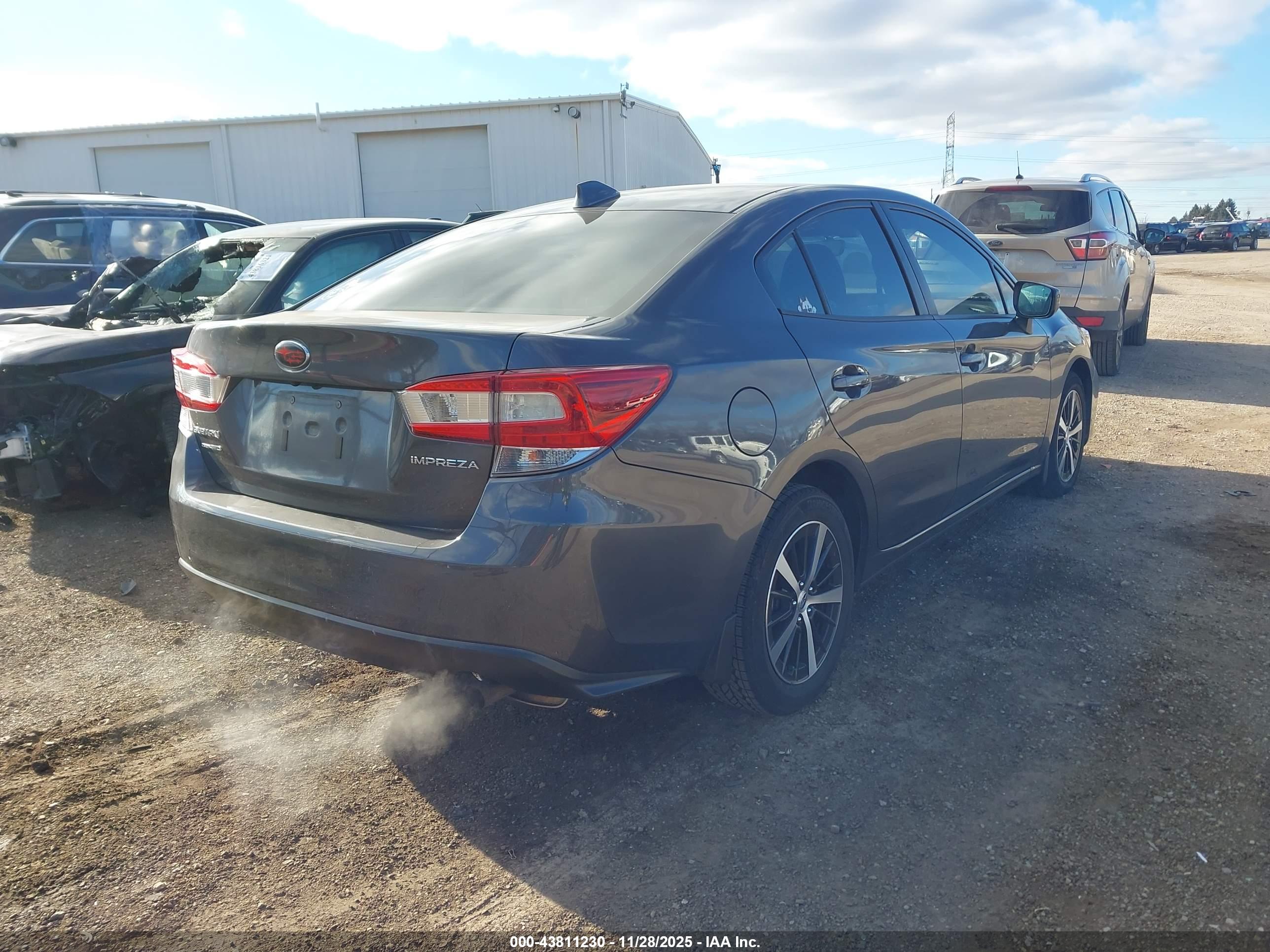 SUBARU IMPREZA image 4