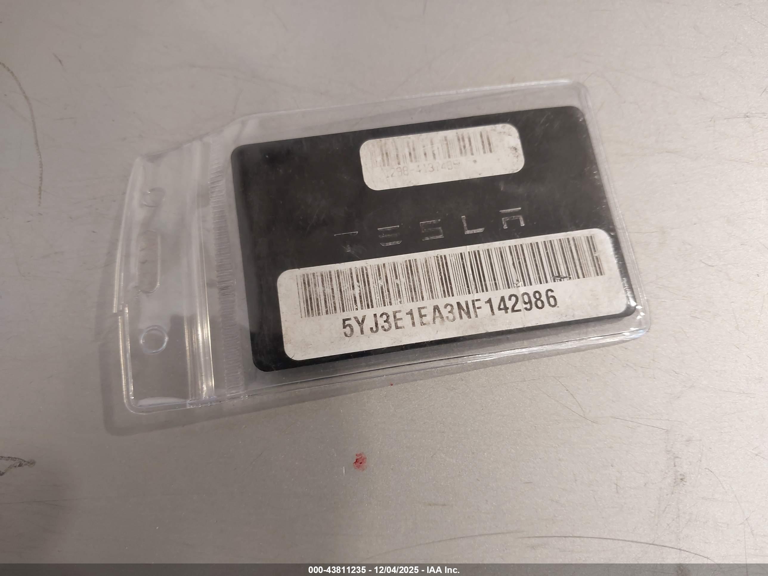 TESLA MODEL image 11