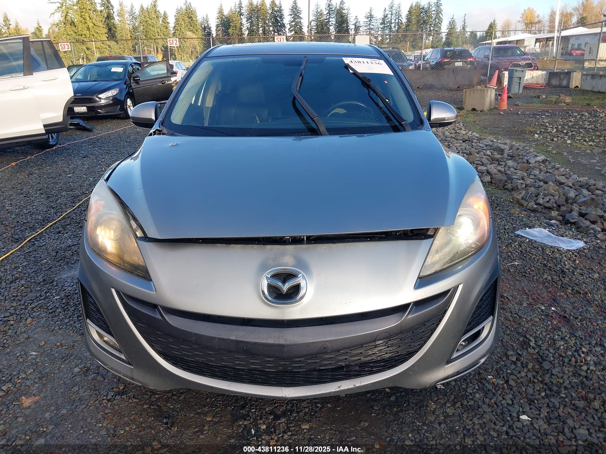MAZDA MAZDA3 image 6