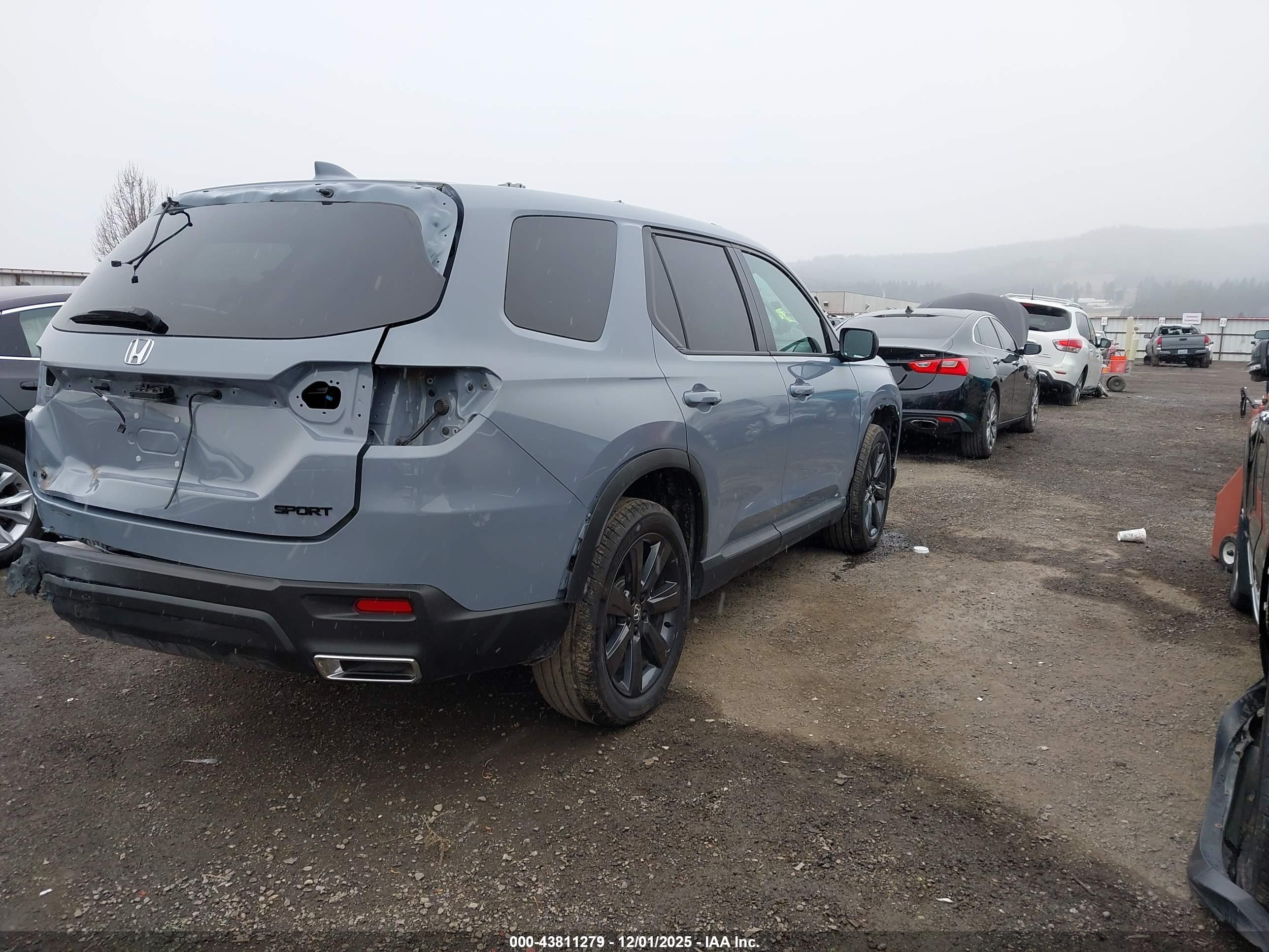 HONDA PILOT image 4