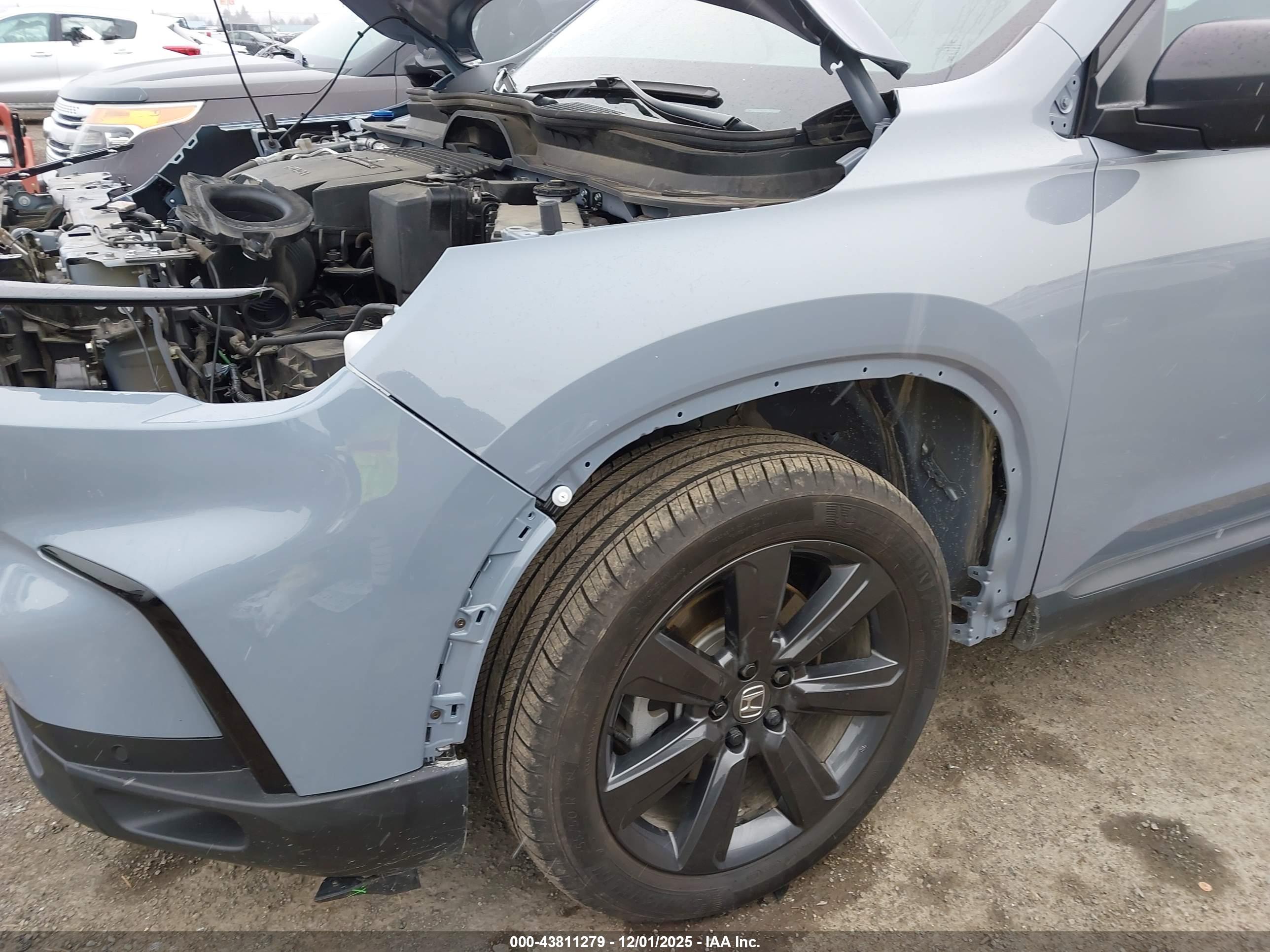 HONDA PILOT image 6