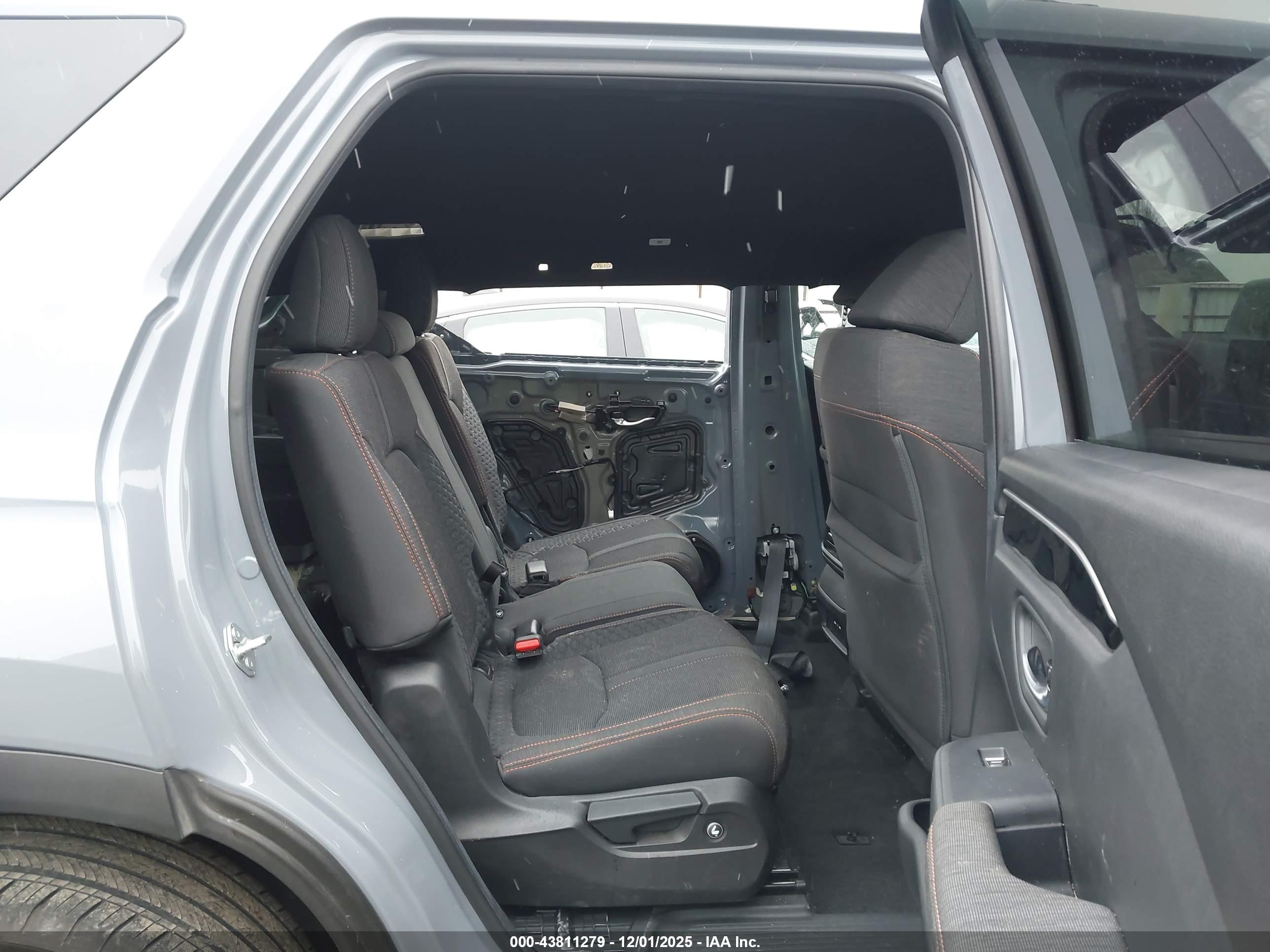HONDA PILOT image 8