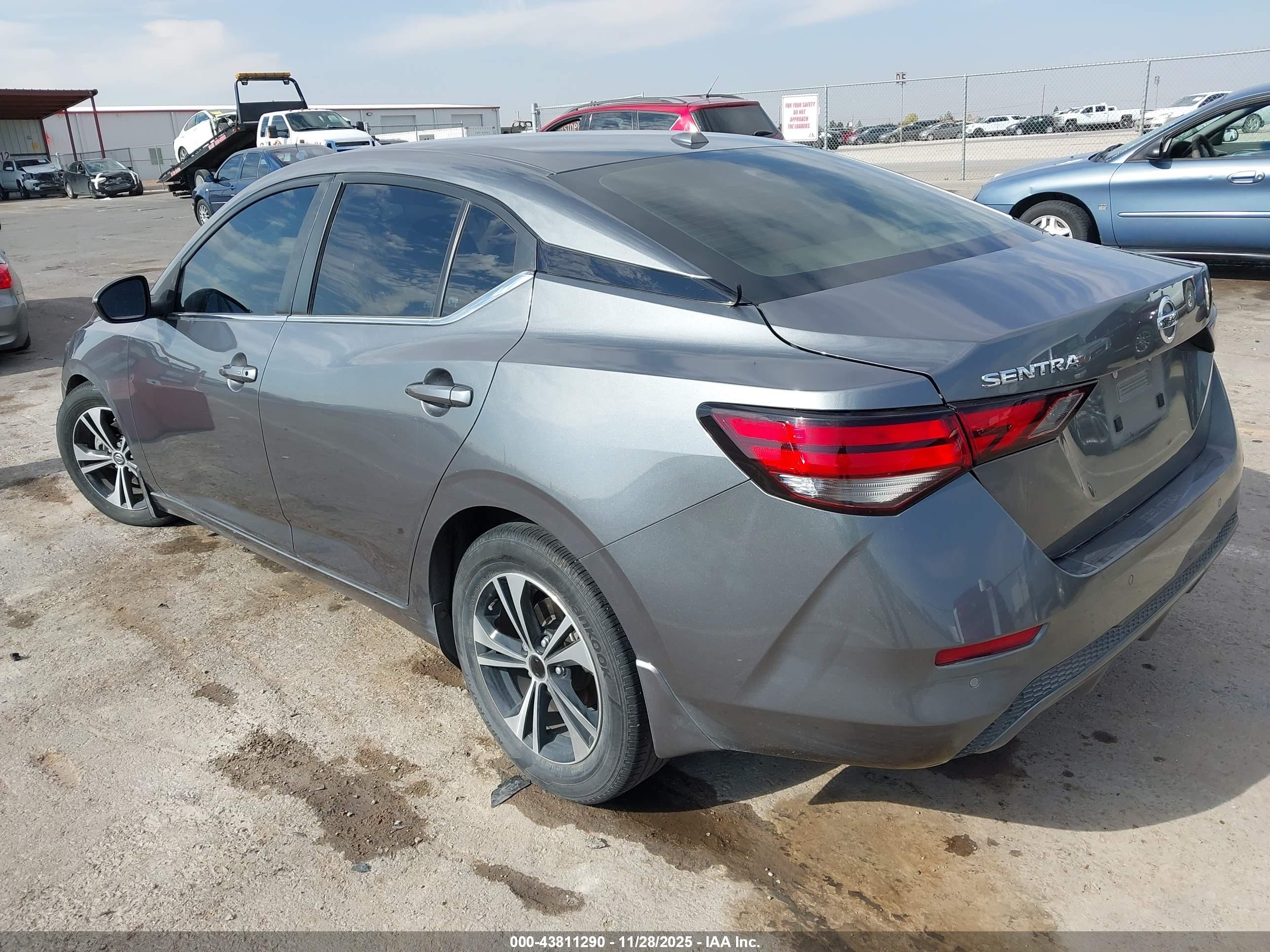 NISSAN SENTRA image 3