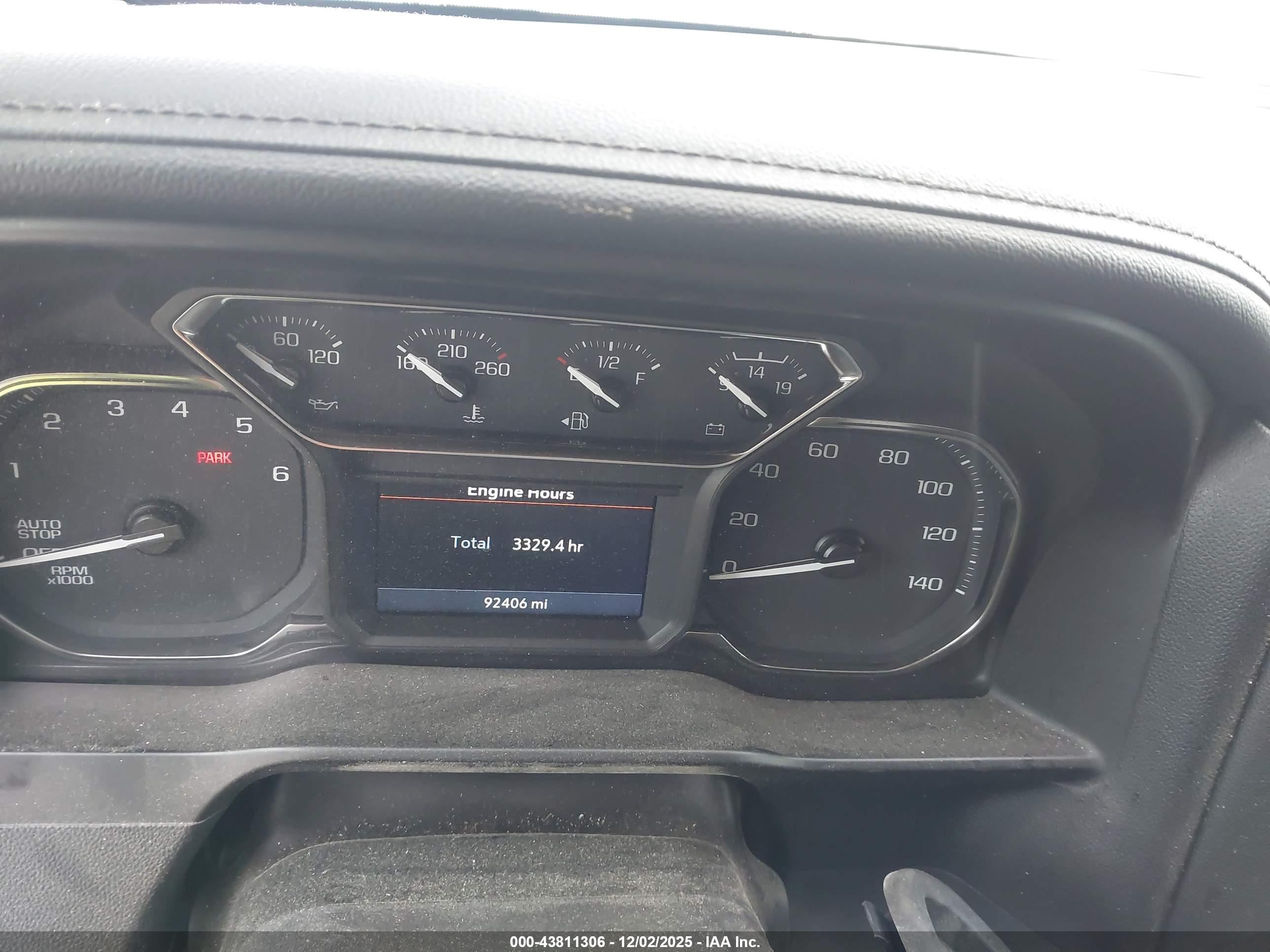 GMC SIERRA image 7
