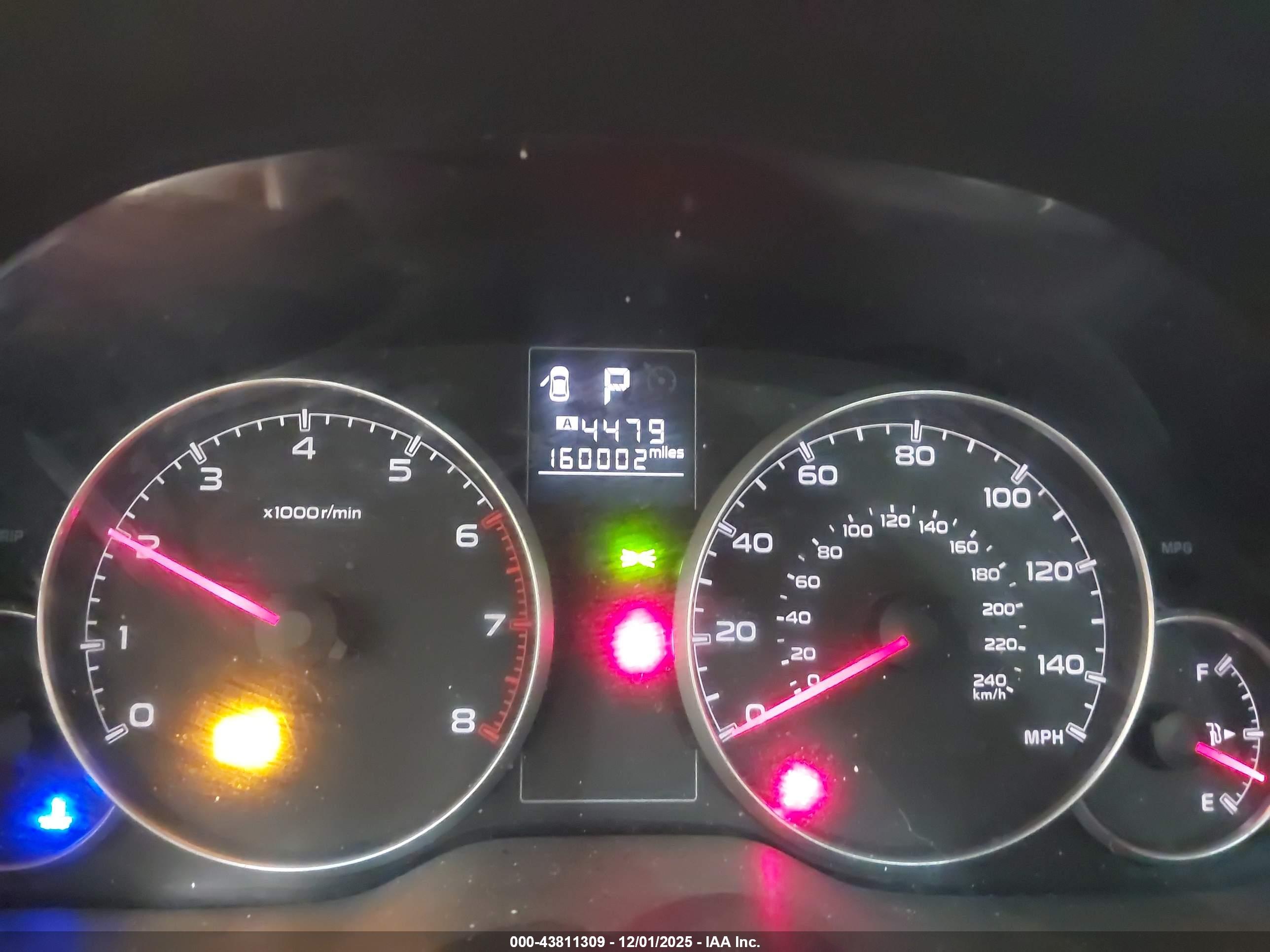 SUBARU OUTBACK image 7