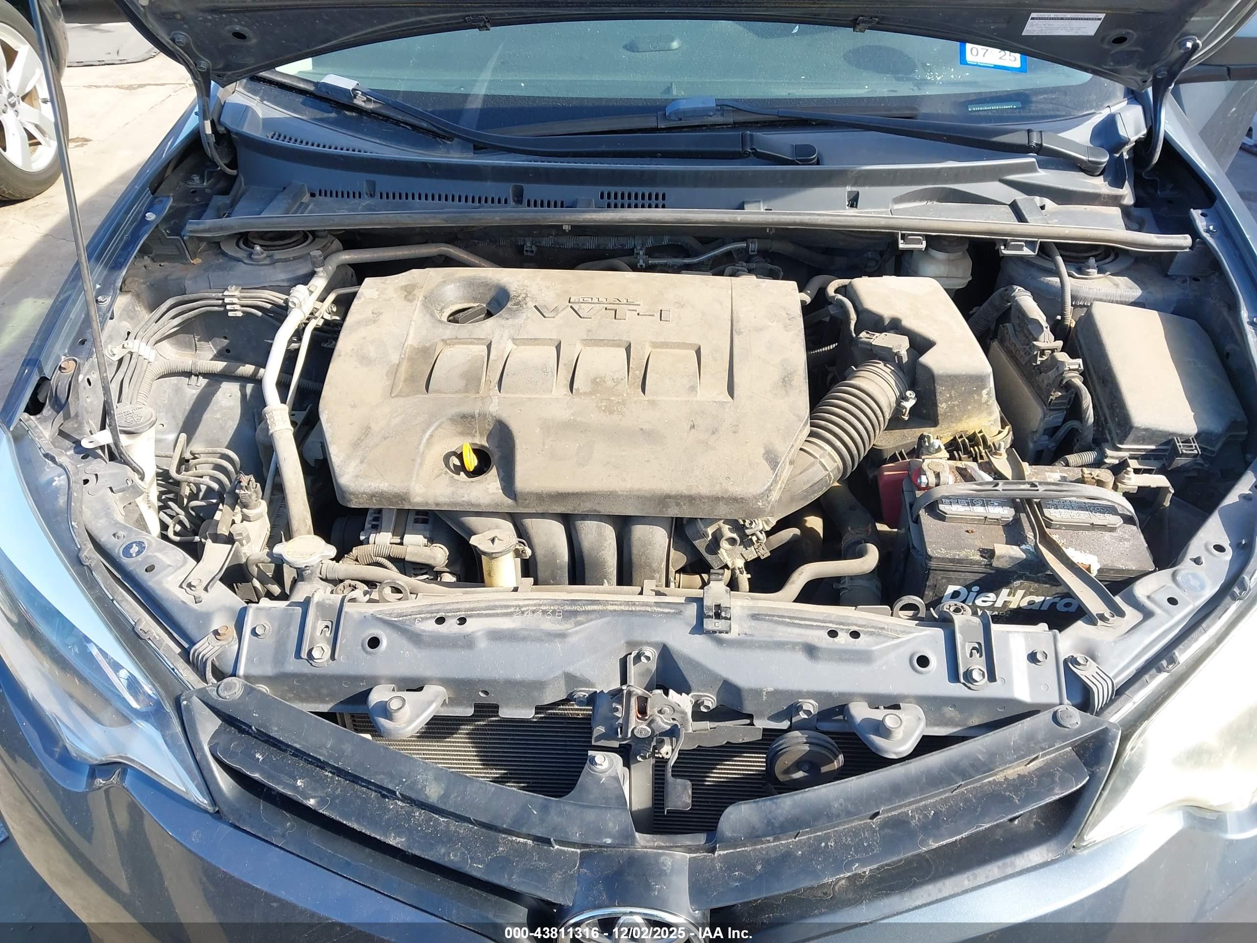 TOYOTA COROLLA image 10