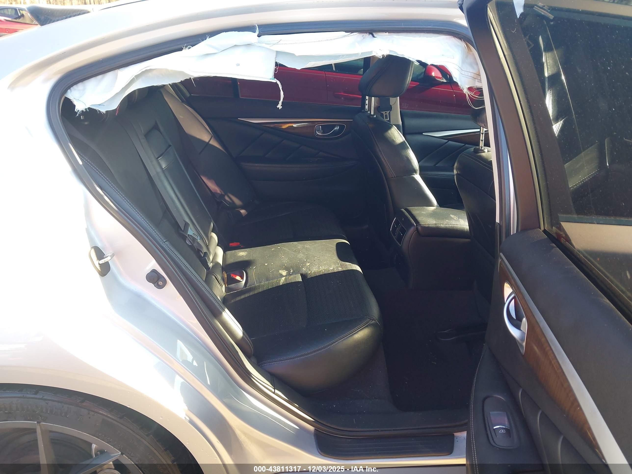 INFINITI Q50 image 8