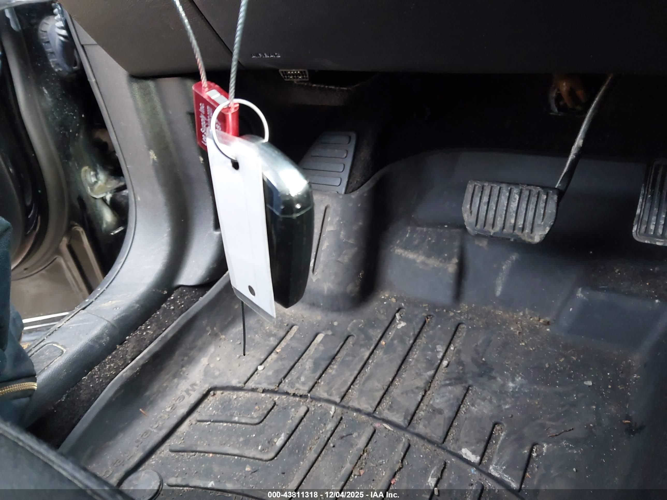FORD EDGE image 11
