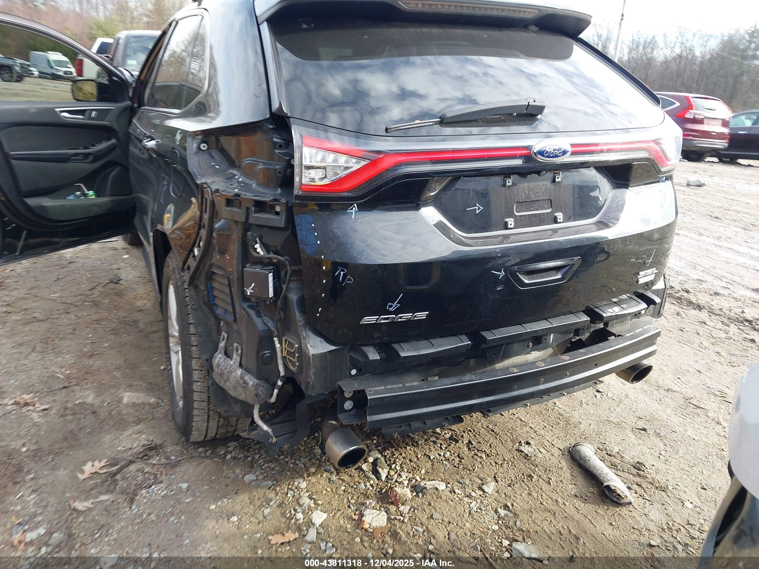 FORD EDGE image 6